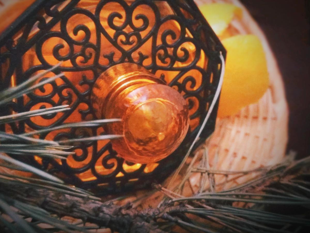 عطر ادکلن آندلوسیا سنسوئل آیدی پارفومز - Andalucia Sensuelle ID Parfums - بررسی، قیمت و خرید