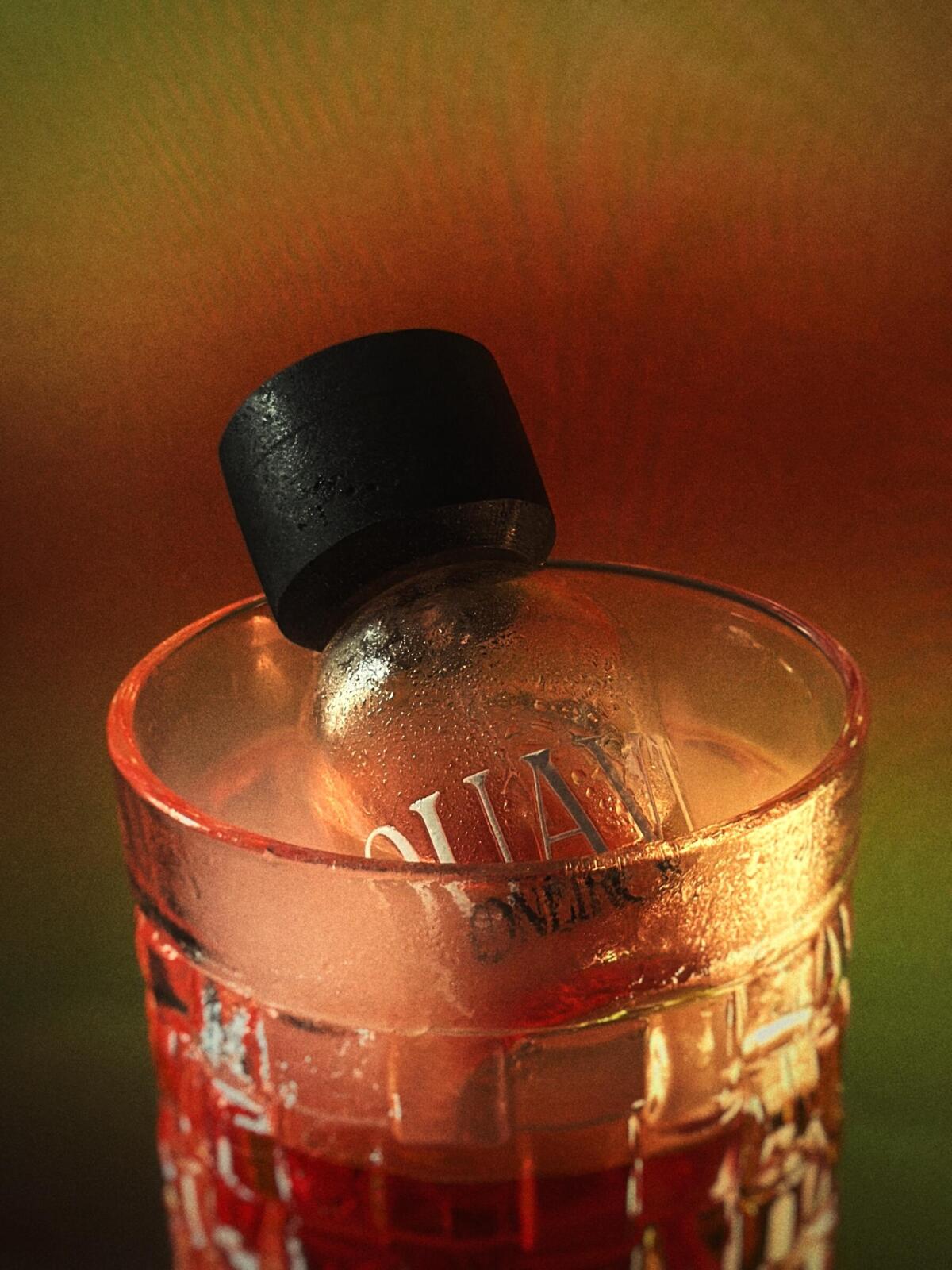 عطر ادکلن آکواویت اونیروس - Aquavite Oneiros - بررسی، قیمت و خرید