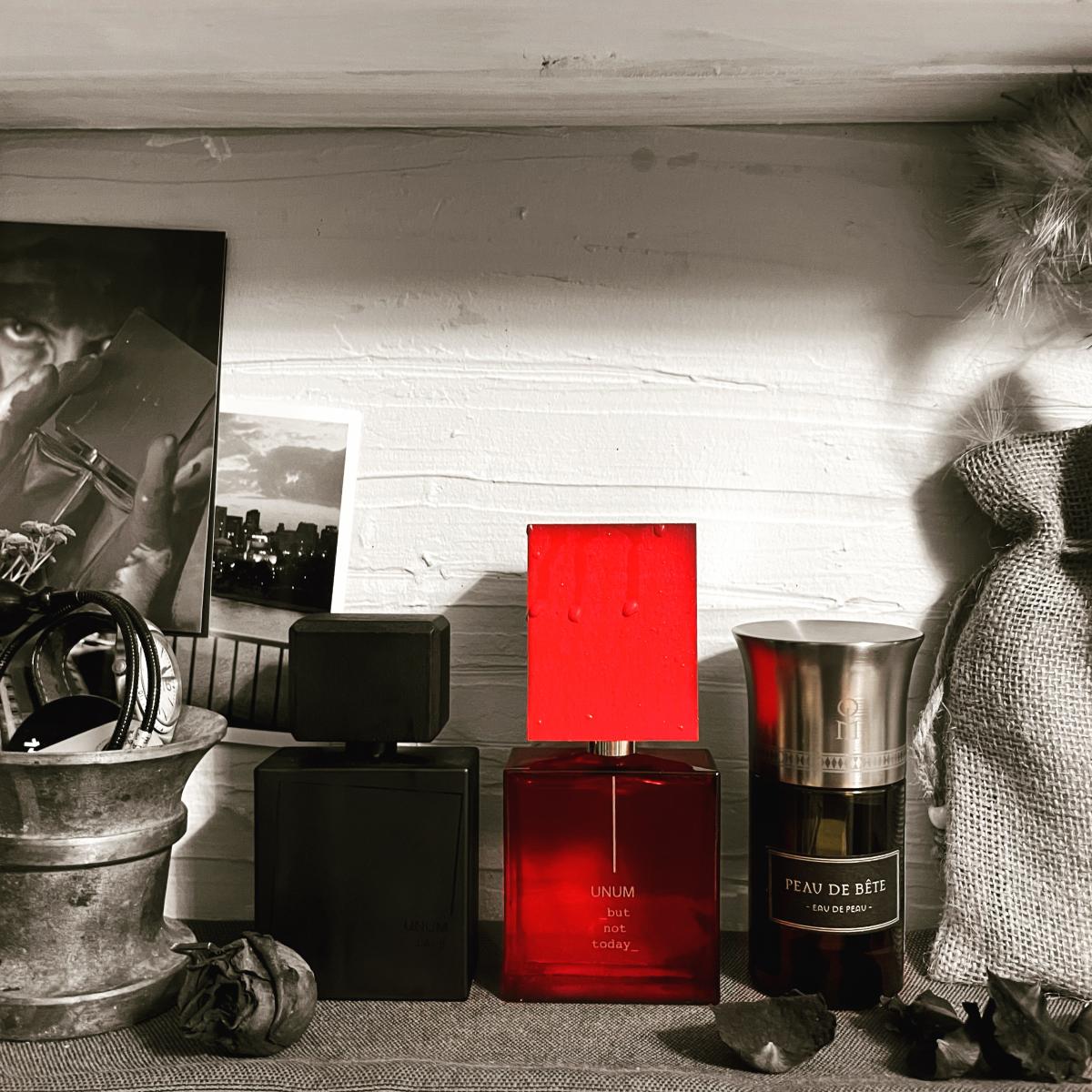 عطر ادکلن پو دو بت له لیکویدز ایماجینر - Peau de Bete Les Liquides Imaginaires - بررسی، قیمت و خرید