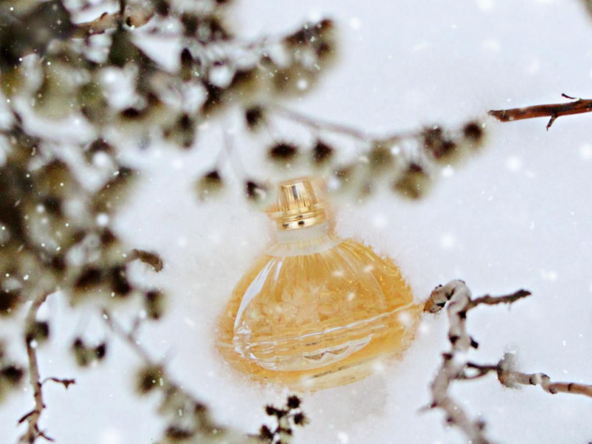 عطر ادکلن پری سوان اوریفلیم - Pretty Swan Oriflame - بررسی، قیمت و خرید