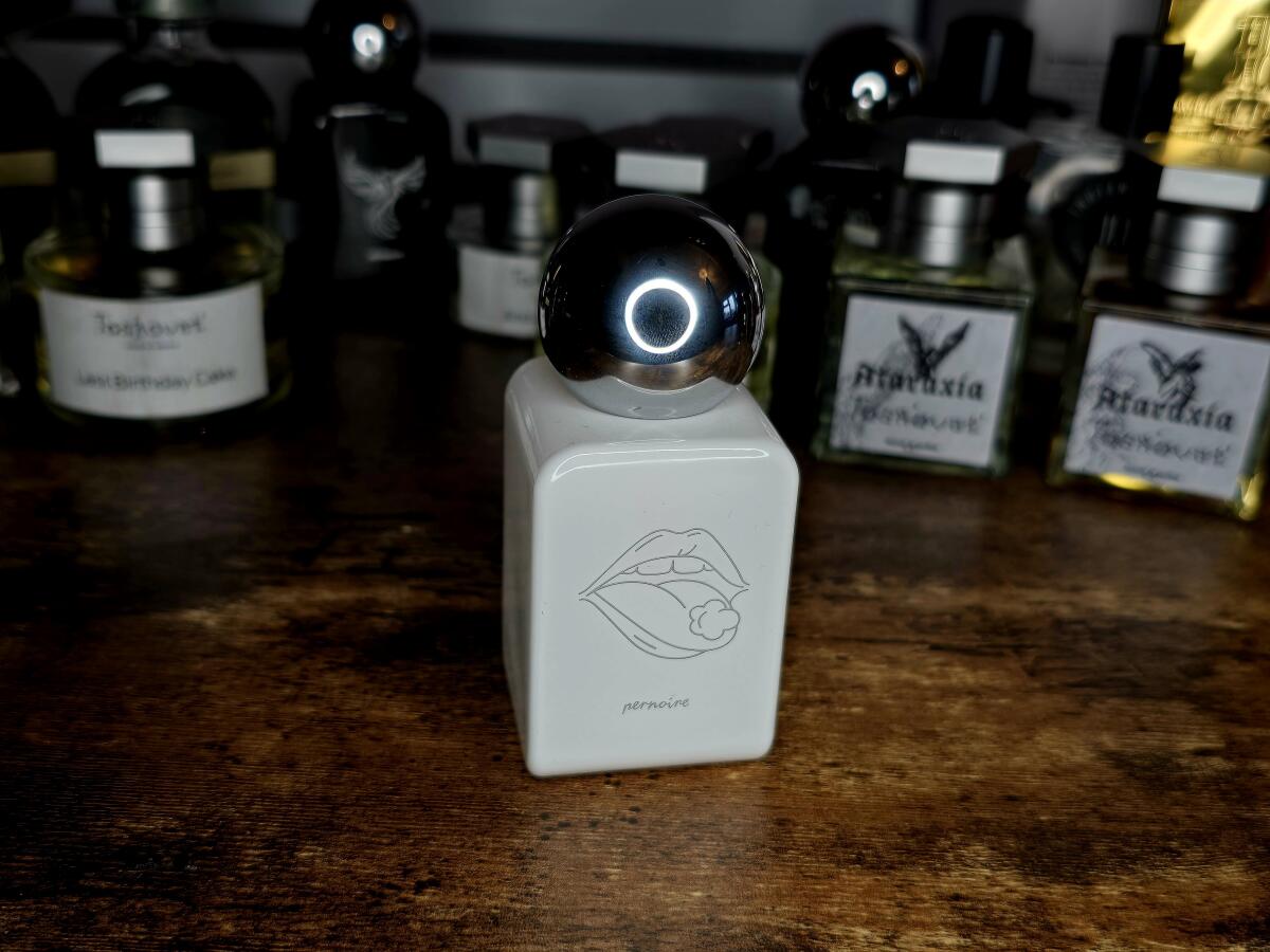 عطر ادکلن پُکا پرنویر - Poka Pernoire - بررسی، قیمت و خرید