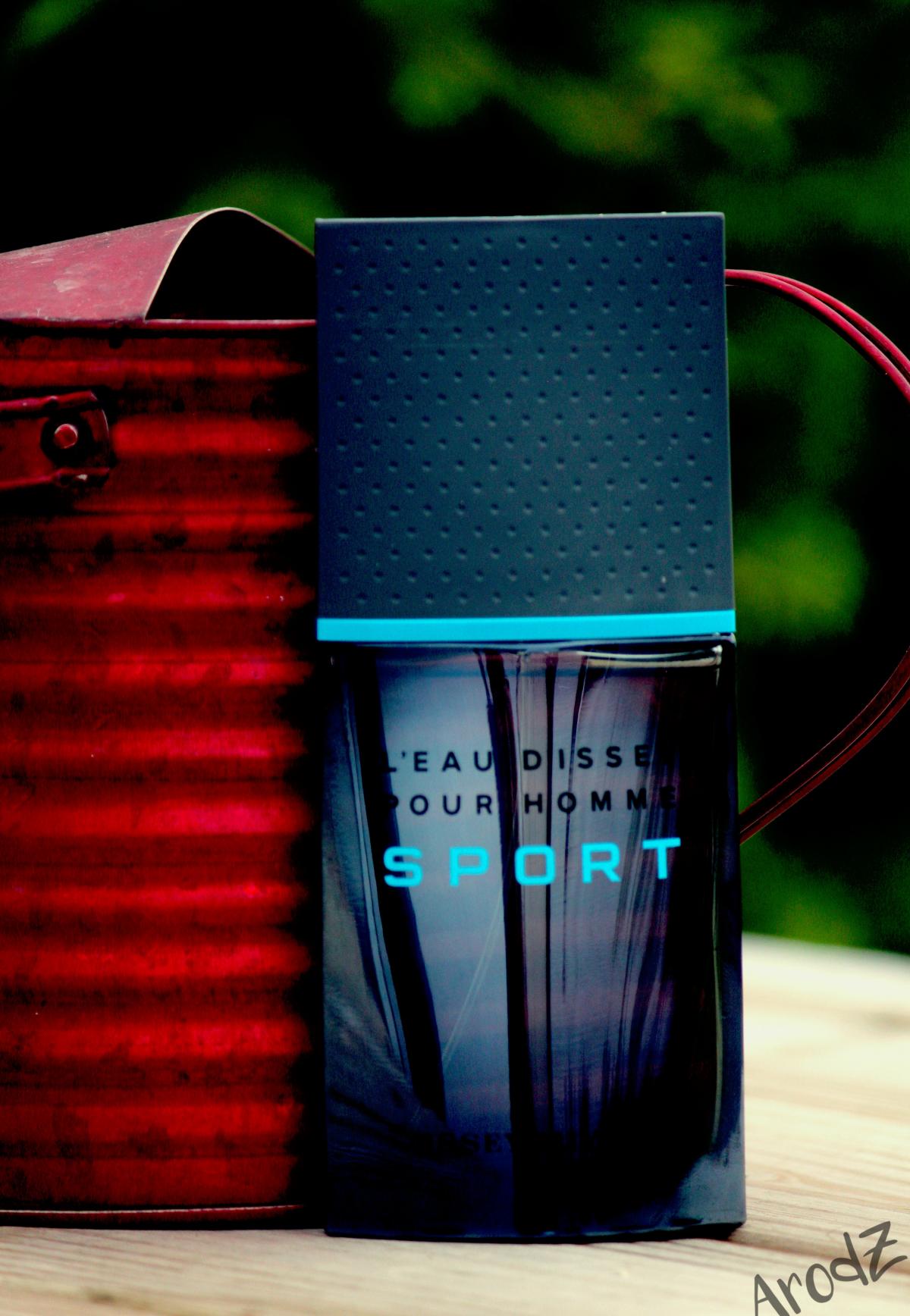 عطر ادکلن لو د ایسی پور هوم اسپرت ایسه میاکه - L’Eau d’Issey Pour Homme Sport Issey Miyake - بررسی، قیمت و خرید