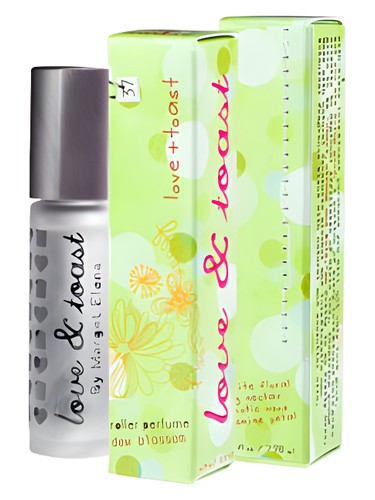 عطر ادکلن دی بلوسم لاو اَند تُست - Dew Blossom Love & Toast - بررسی، قیمت و خرید