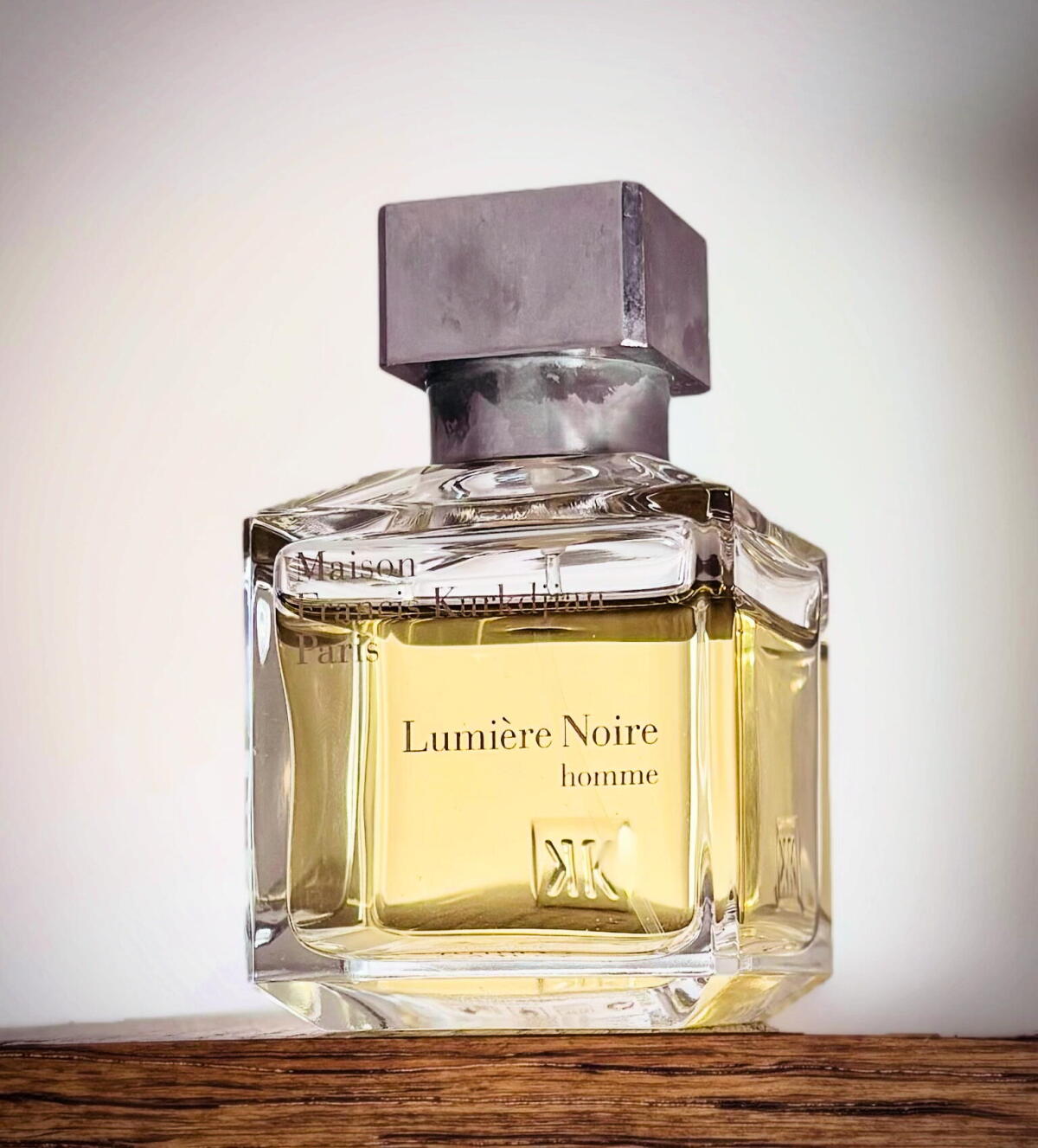 عطر ادکلن لومیر نویر پور اُم میسون فرانسيس کرکجان - Lumière Noire Pour Homme Maison Francis Kurkdjian - بررسی، قیمت و خرید