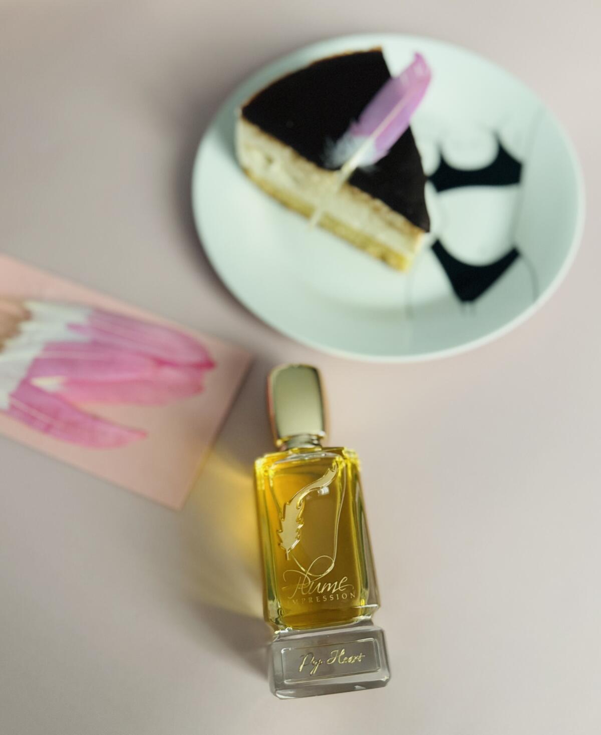 عطر ادکلن پاپ هارت پلوم ایمپرشن - Pop Heart Plume Impression - بررسی، قیمت و خرید