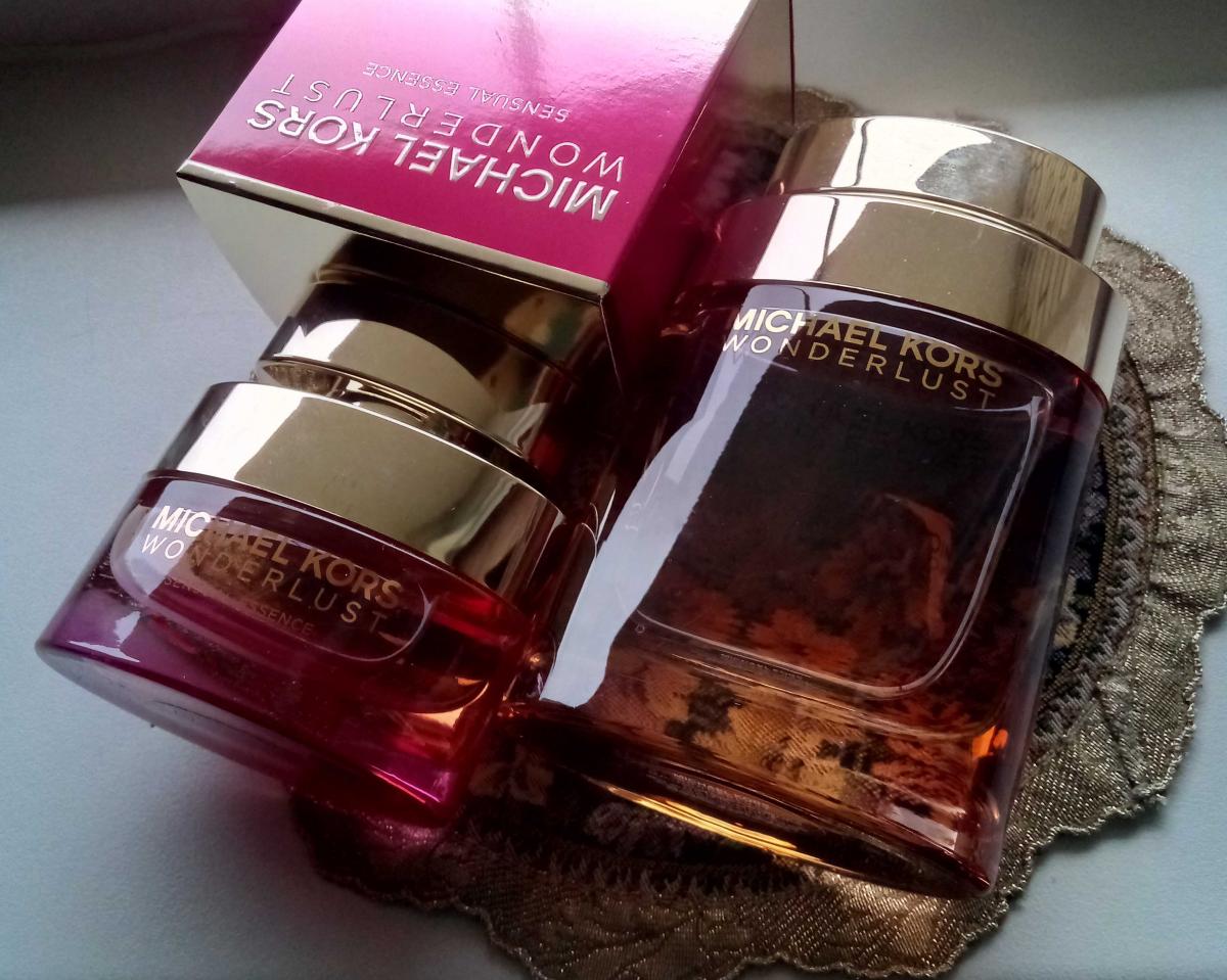 عطر ادکلن واندرلاست سنشوال اسنس مایکل کورس - Wonderlust Sensual Essence Michael Kors - بررسی، قیمت و خرید