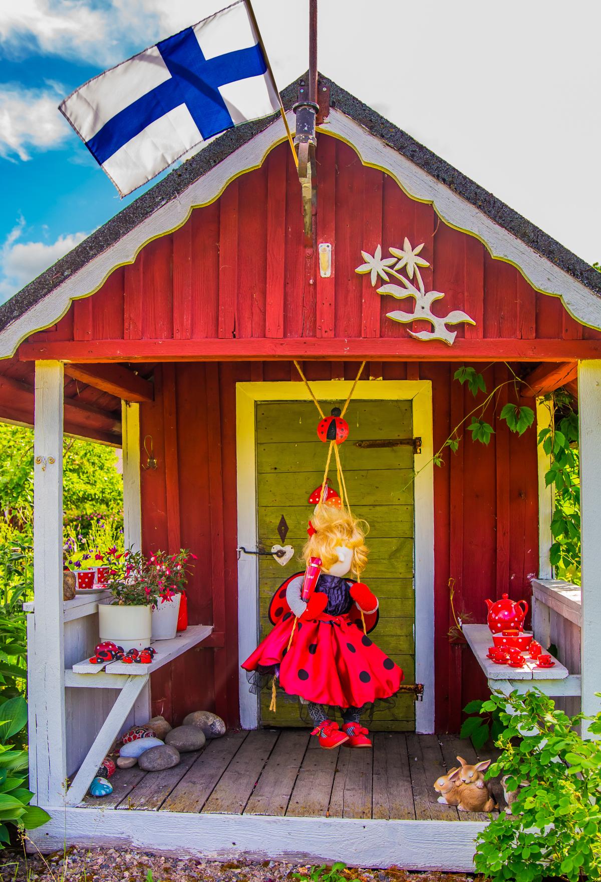 عطر ادکلن وامپ! رد پوپا - Vamp! Red Pupa - بررسی، قیمت و خرید