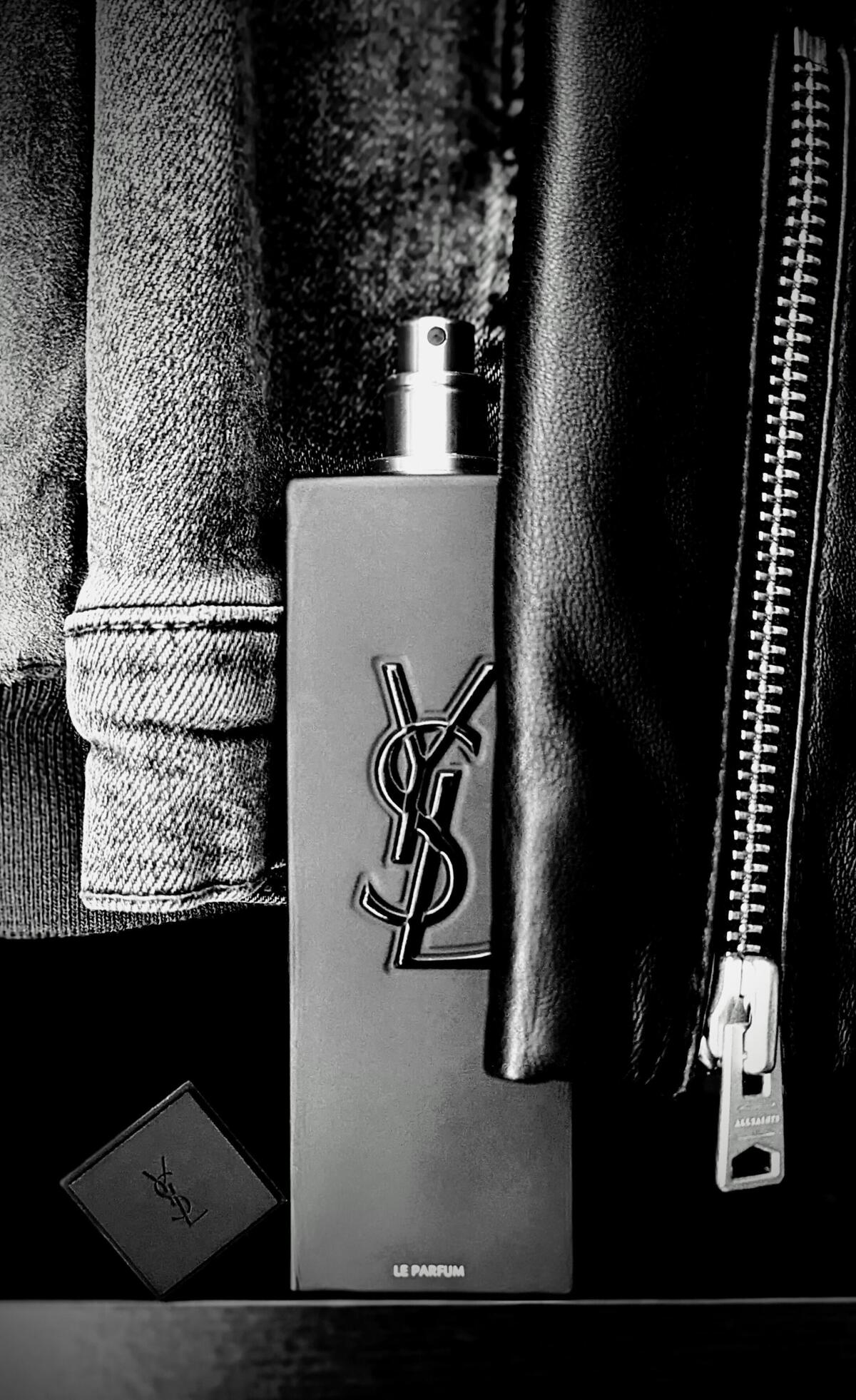 عطر ادکلن مایسلف له پارفوم ایو سن لوران - MYSLF Le Parfum Yves Saint Laurent - بررسی، قیمت و خرید