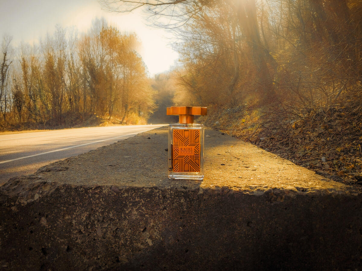 عطر ادکلن کاجال هوم کاجال - Kajal Homme Kajal - بررسی، قیمت و خرید