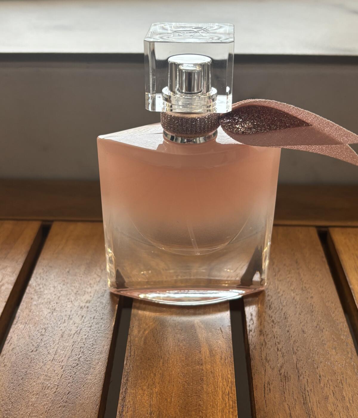 عطر ادکلن له ویه اِست بِل وانیل نود لنکوم - La Vie Est Belle Vanille Nude Lancôme - بررسی، قیمت و خرید