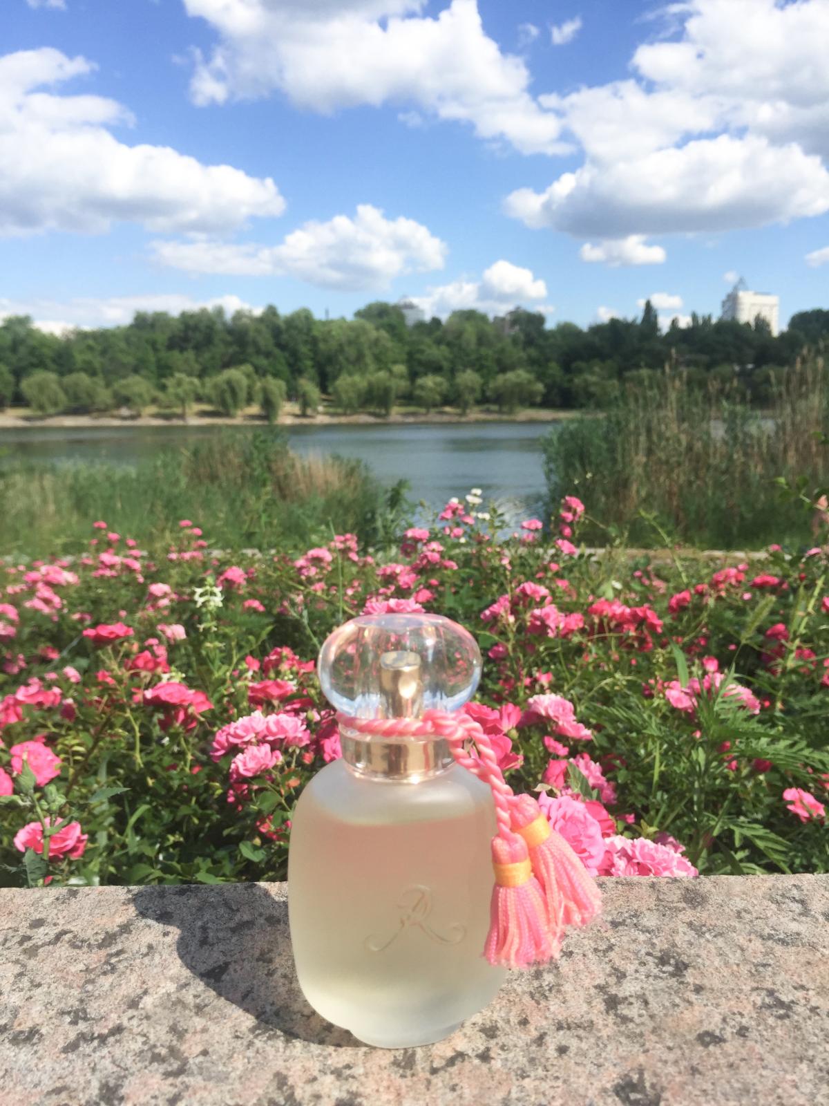 عطر ادکلن لوتوس رز له پارفم دو روزین - Lotus Rose Les Parfums de Rosine - بررسی، قیمت و خرید