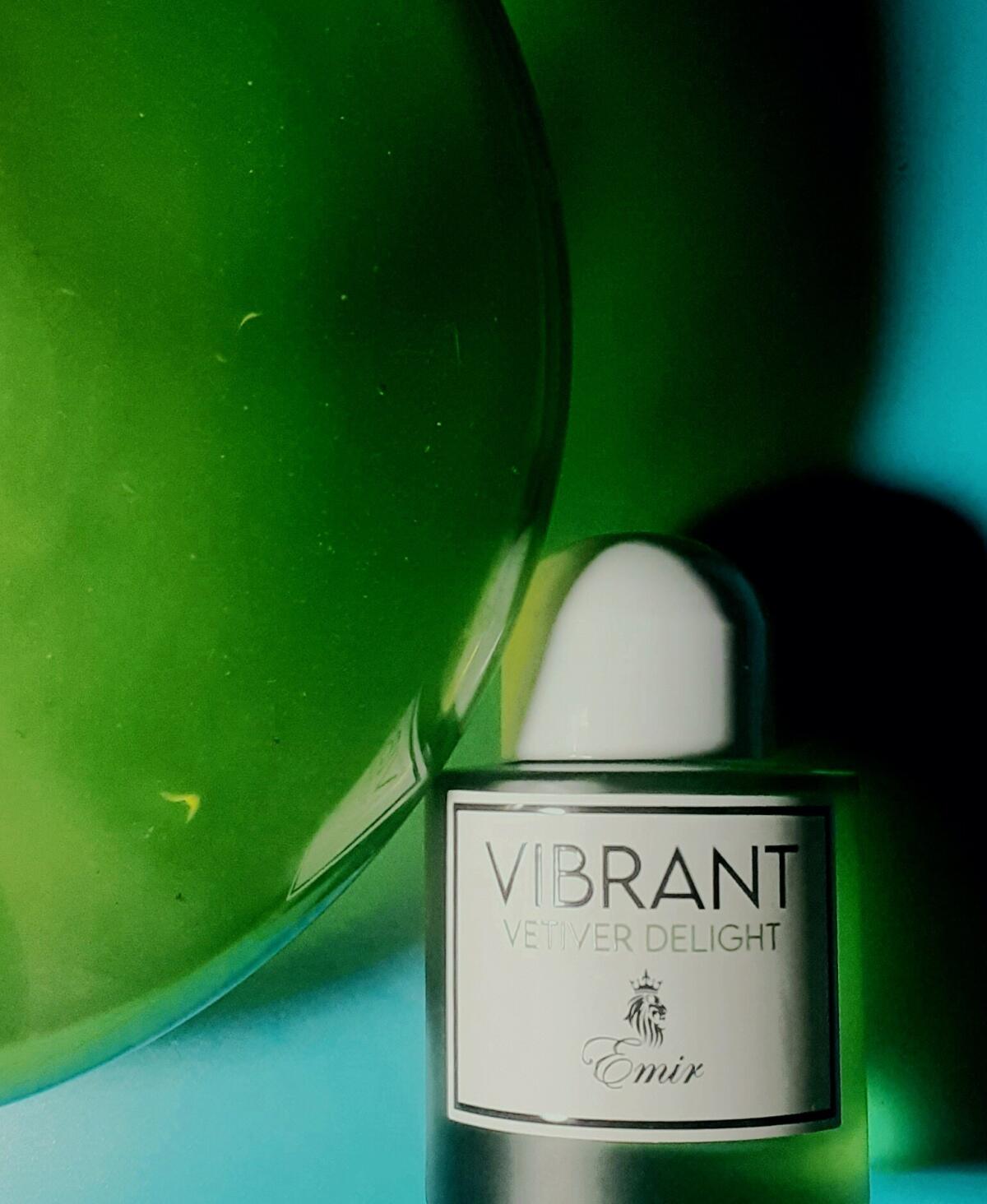 عطر ادکلن وایبرنت وتیور دیلایت پاریس کرنر - Vibrant Vetiver Delight PARIS CORNER - بررسی، قیمت و خرید