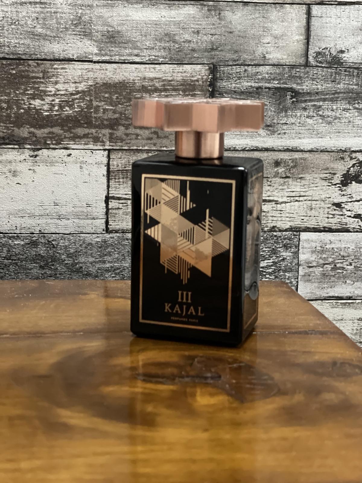 عطر ادکلن کاجال تری کاجَل - Kajal III Kajal - بررسی، قیمت و خرید