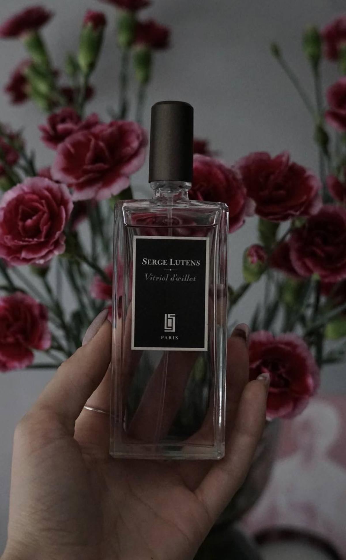 عطر ادکلن ویتریول دئیه سرژ لوتنس - Vitriol d’œillet Serge Lutens - بررسی، قیمت و خرید