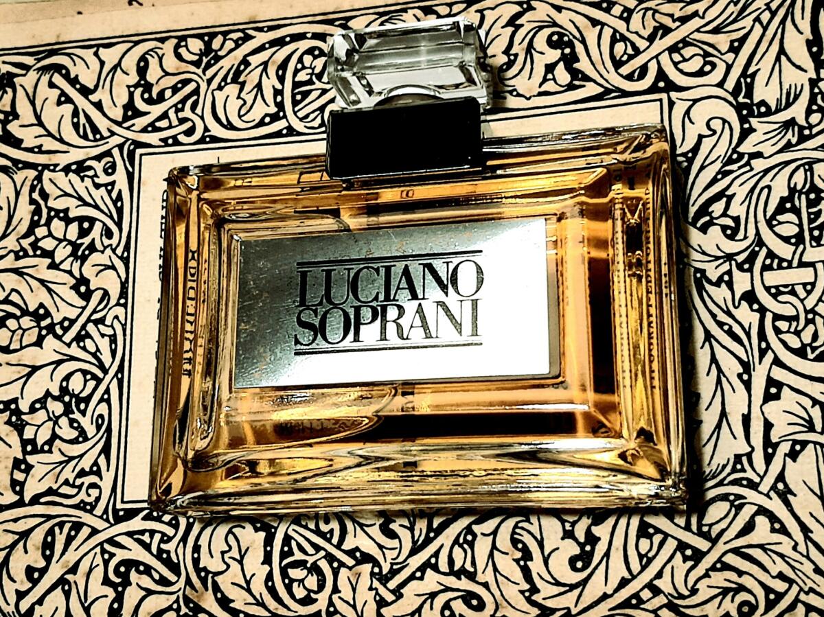 عطر ادکلن لوسیانو سوپرانی لوسیانو سوپرانی - Luciano Soprani Luciano Soprani - بررسی، قیمت و خرید