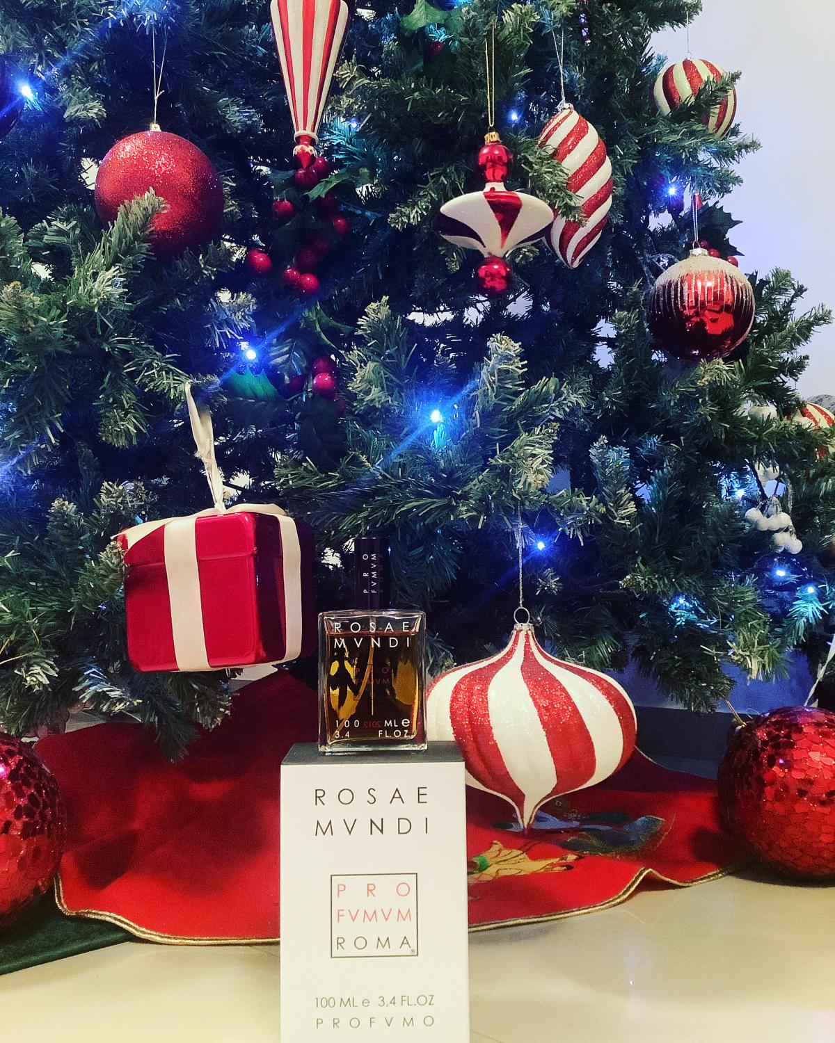 عطر ادکلن رزای موندی پروفیوم روم - Rosae Mundi Profumum Roma - بررسی، قیمت و خرید