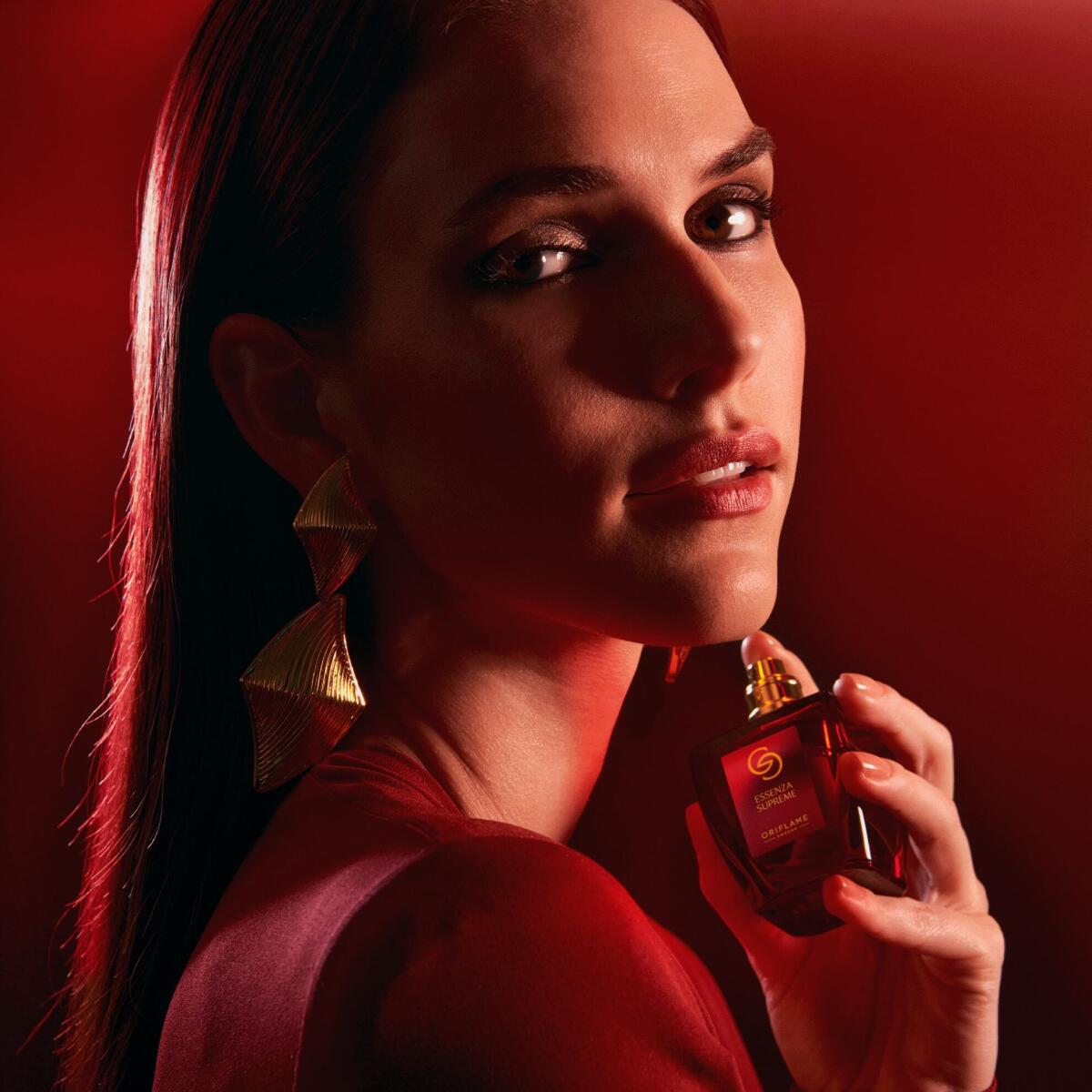 عطر ادکلن جیوردانی گلد اسانزا سوپریم اوریفلیم - Giordani Gold Essenza Supreme Oriflame - بررسی، قیمت و خرید