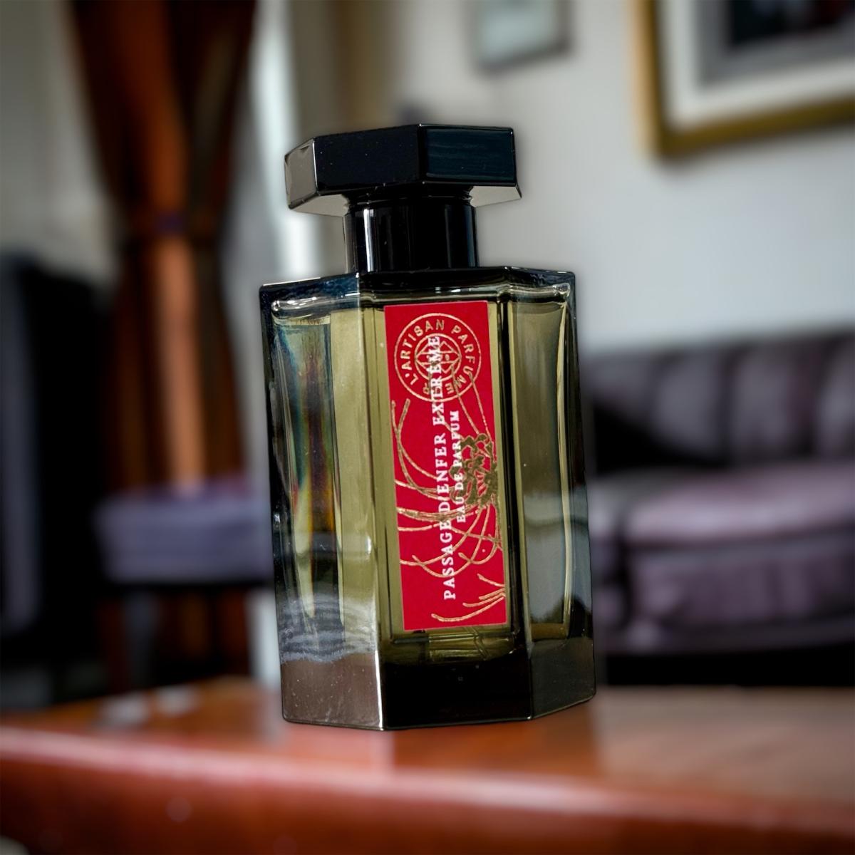 عطر ادکلن پَسِج دِئَنفِر اِکس‌ترِم لارتیزان پرفیومر - Passage d'Enfer Extrême L'Artisan Parfumeur - بررسی، قیمت و خرید