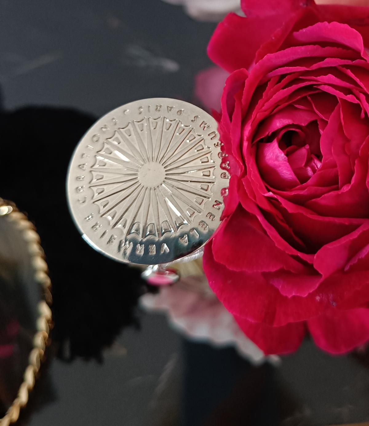 عطر ادکلن مهُر نیلا ورمیر کریشنز - Mohur Neela Vermeire Creations - بررسی، قیمت و خرید