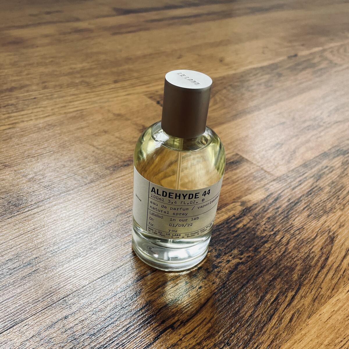 عطر ادکلن آلدهید فورتی فور دالاس لو لابو - Aldehyde 44 Dallas Le Labo - بررسی، قیمت و خرید