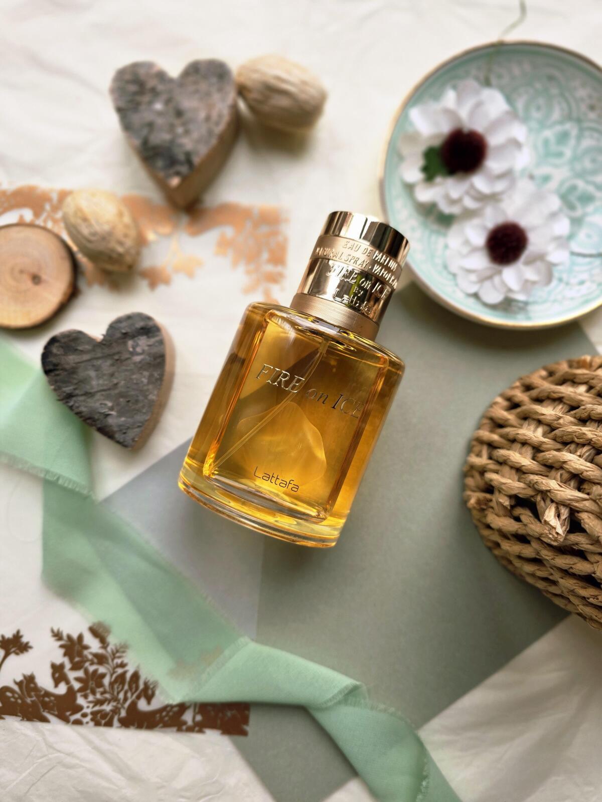 عطر ادکلن فایر آن آیس لطافه پرفیومز - Fire On Ice Lattafa Perfumes - بررسی، قیمت و خرید