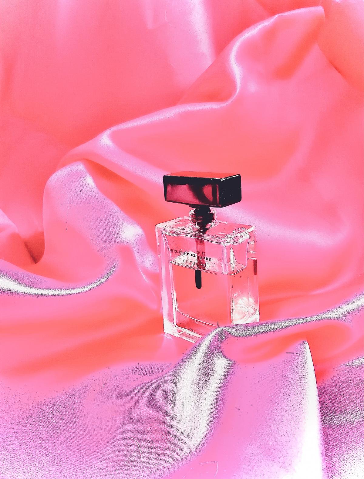 عطر ادکلن نارسیسو رودریگز فور هر اویل ماسک پرفیوم نارسیسو رودریگز - Narciso Rodriguez For Her Oil Musc Parfum Narciso Rodriguez - بررسی، قیمت و خرید