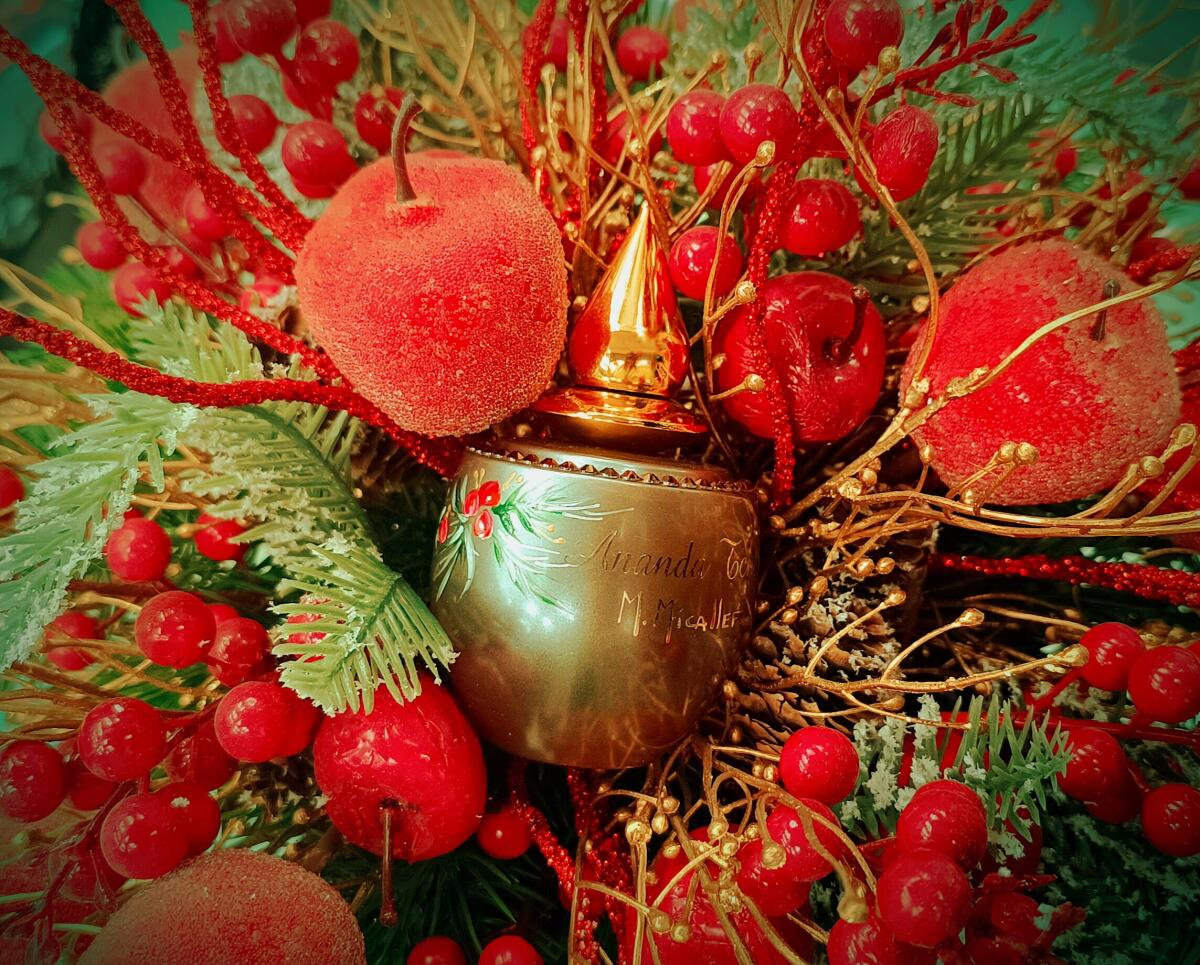 عطر ادکلن آناندا چای میکالف - Ananda Tchai M. Micallef - بررسی، قیمت و خرید