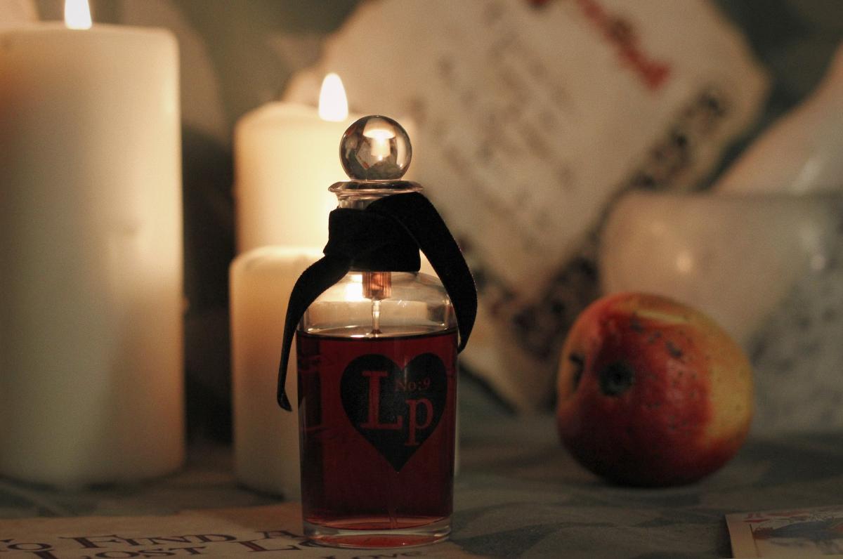 عطر ادکلن ال پی نامبر ناین پنها لیگنز - LP No. 9 Penhaligon's - بررسی، قیمت و خرید