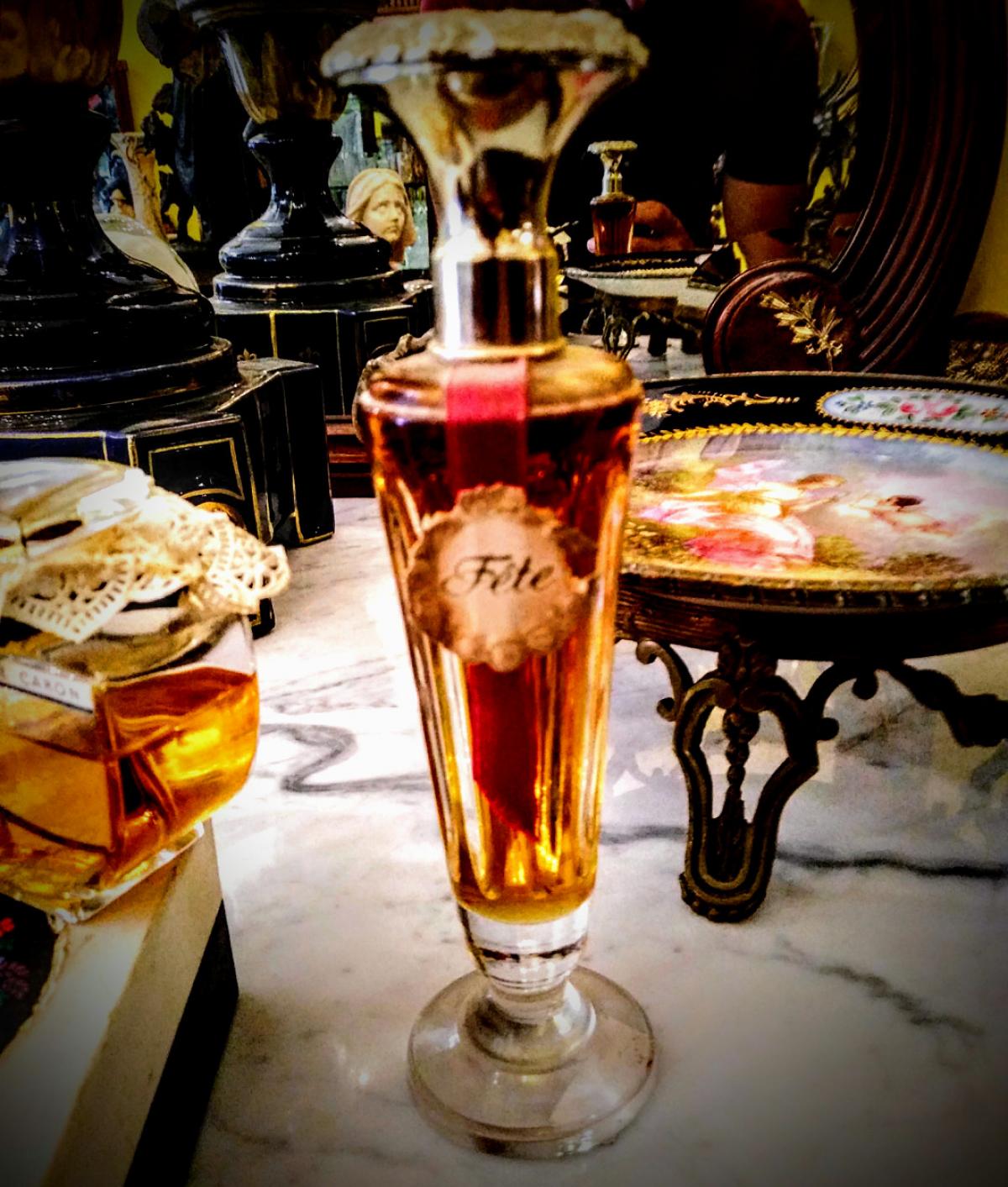عطر ادکلن فت مالینو - Fete Molyneux - بررسی، قیمت و خرید