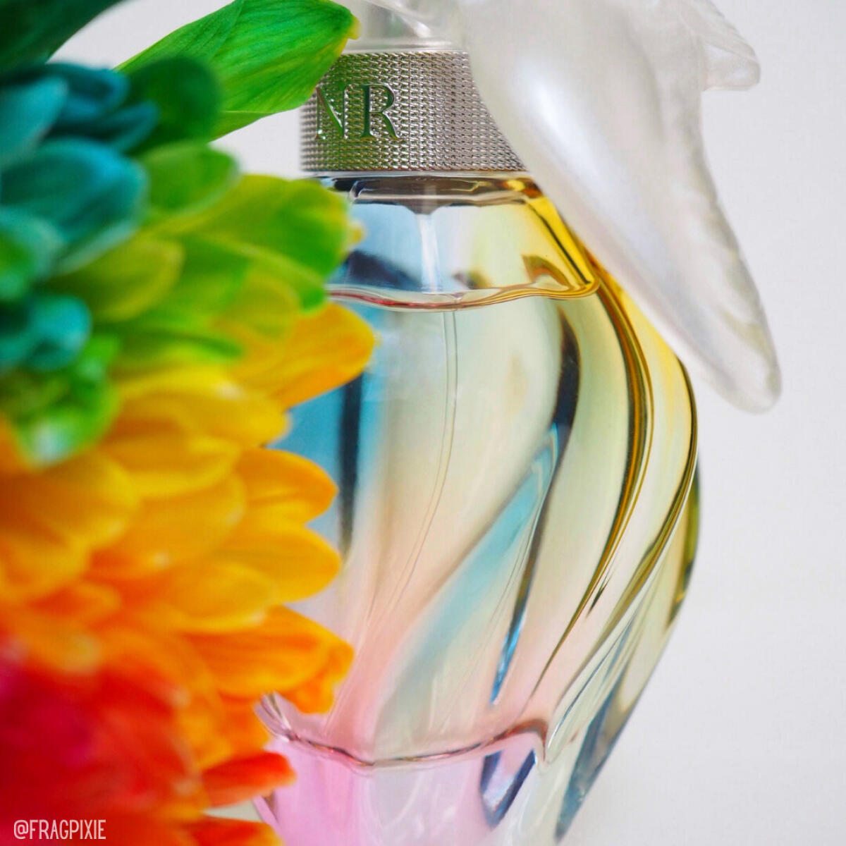 عطر ادکلن لردوسیِل نینا ریچی - L’Air du Ciel Nina Ricci - بررسی، قیمت و خرید