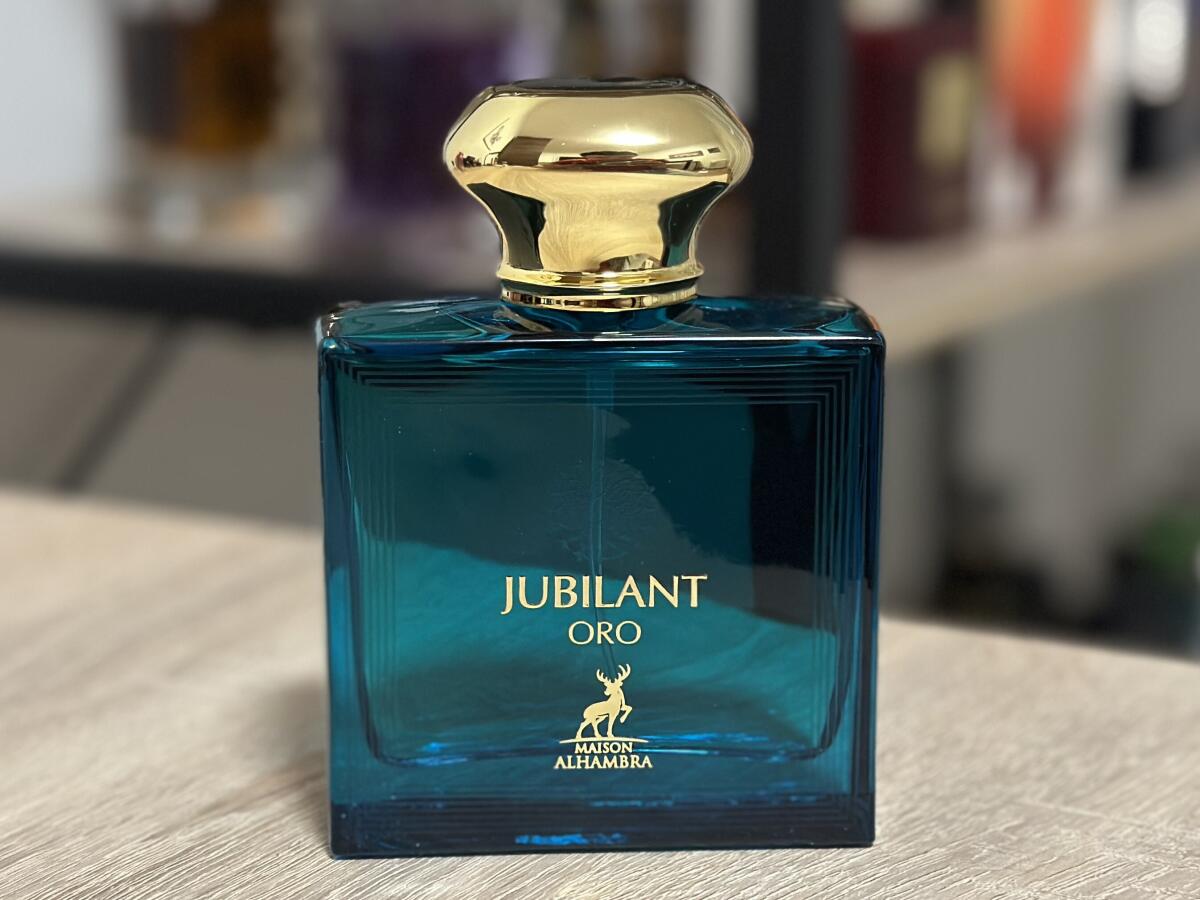 عطر ادکلن ورسنسیا اورو میسون الهمبرا - Versencia Oro Maison Alhambra - بررسی، قیمت و خرید