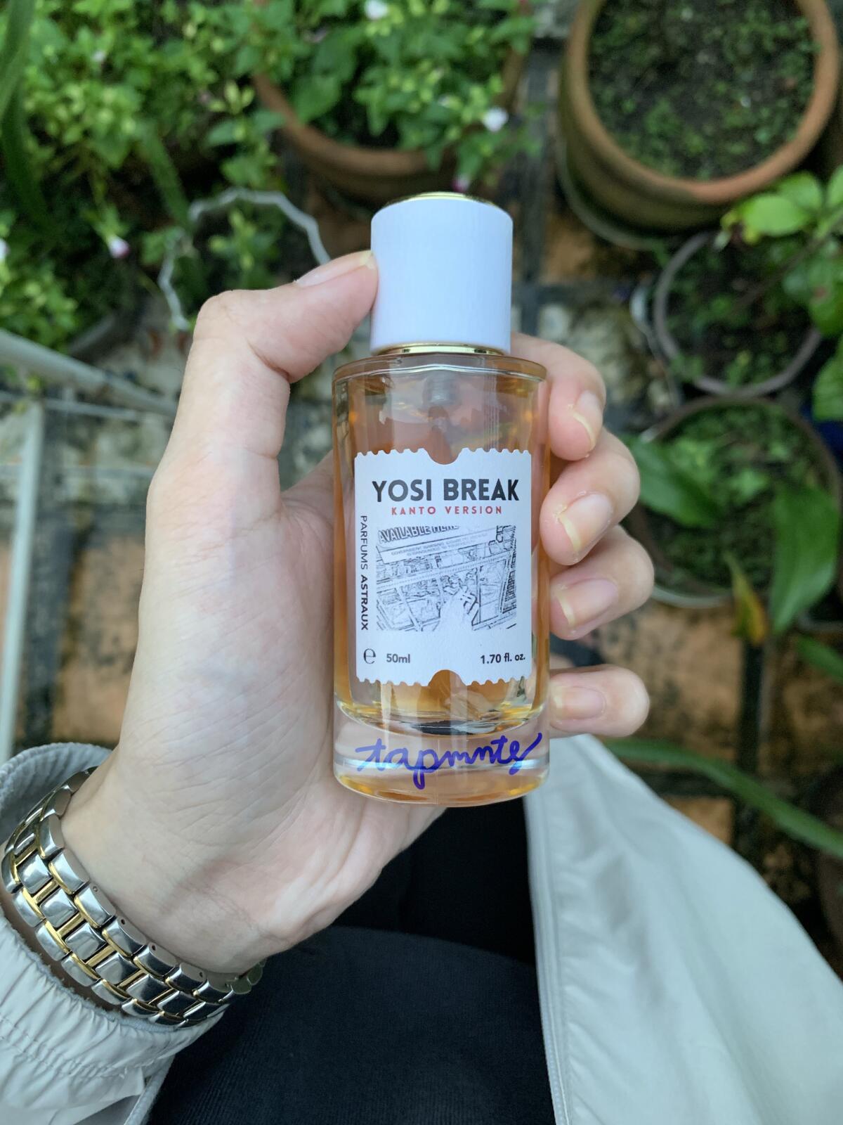 عطر ادکلن یوسی بریک کانتو ورژن پرفیومز آسترو - Yosi Break Kanto Version Parfums Astraux - بررسی، قیمت و خرید