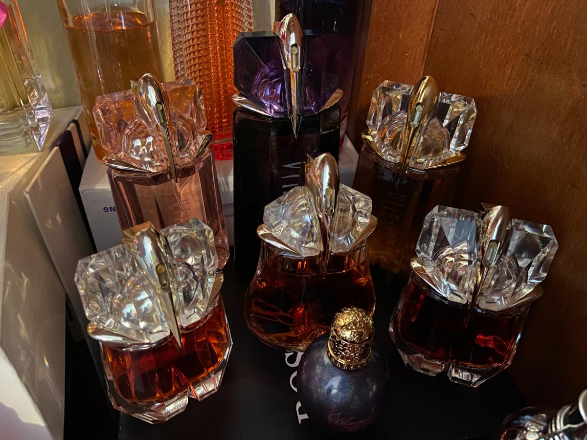 عطر ادکلن آلین لیکور د پارفوم دو هزار و نه ماگلر - Alien Liqueur de Parfum 2009 Mugler - بررسی، قیمت و خرید