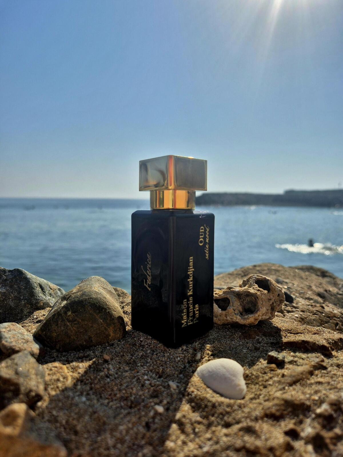 عطر ادکلن اود ستین مود میسون فرانسیس کرکجان - Oud Satin Mood Maison Francis Kurkdjian - بررسی، قیمت و خرید