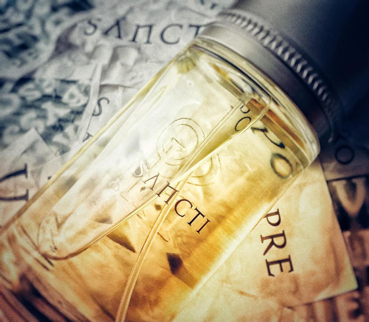 عطر ادکلن سنکتی لز لیکیدز ایماجینر - Sancti Les Liquides Imaginaires - بررسی، قیمت و خرید