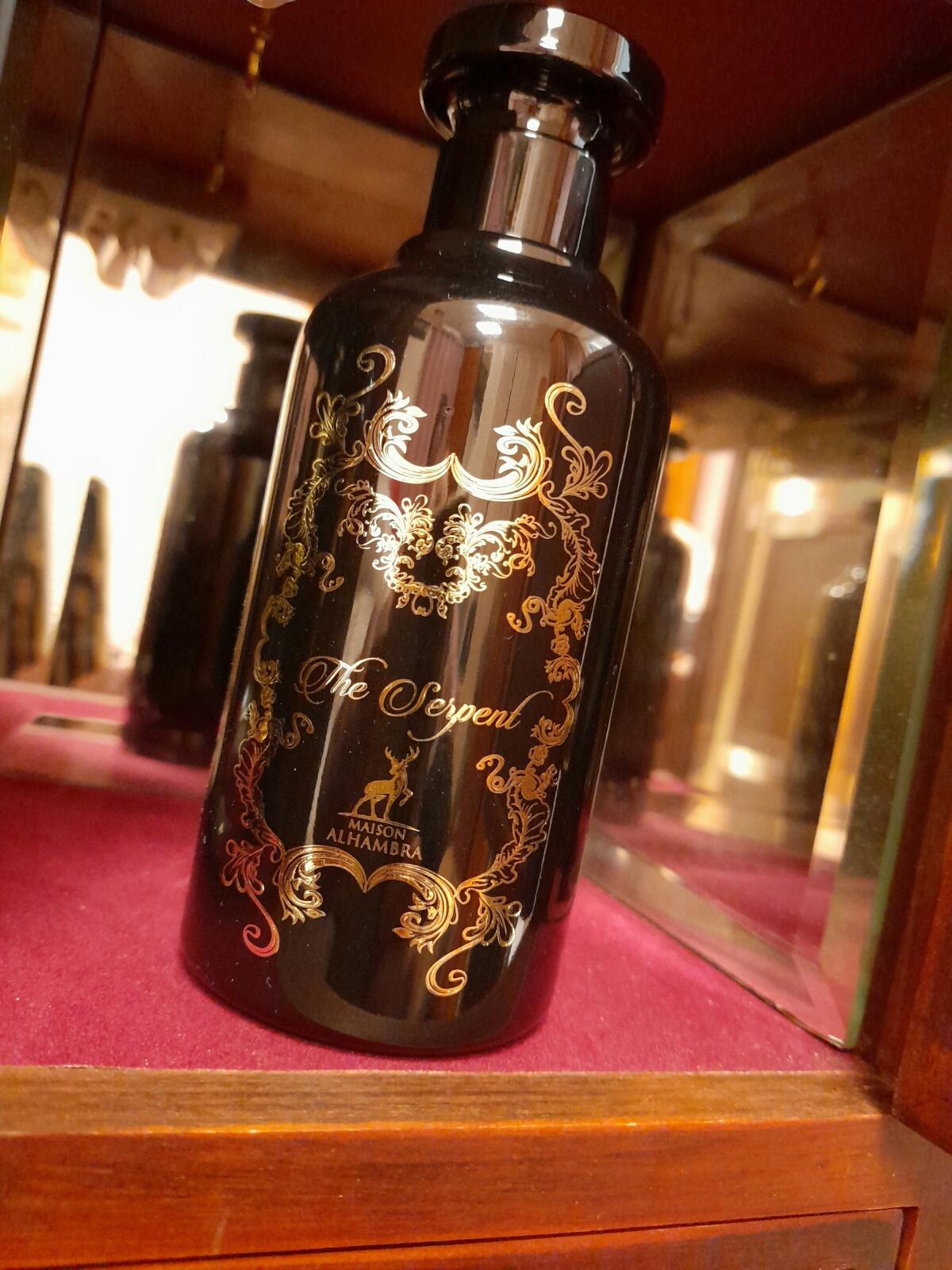 عطر ادکلن د سرپنت میسون الحمره - The Serpent Maison Alhambra - بررسی، قیمت و خرید