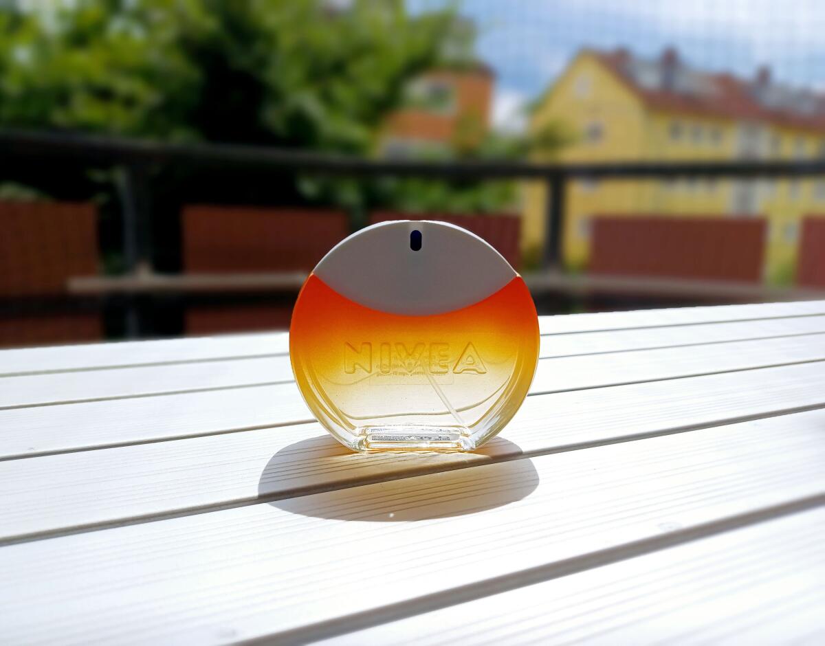 عطر ادکلن نیوآ سان نیوآ - Nivea Sun Nivea - بررسی، قیمت و خرید