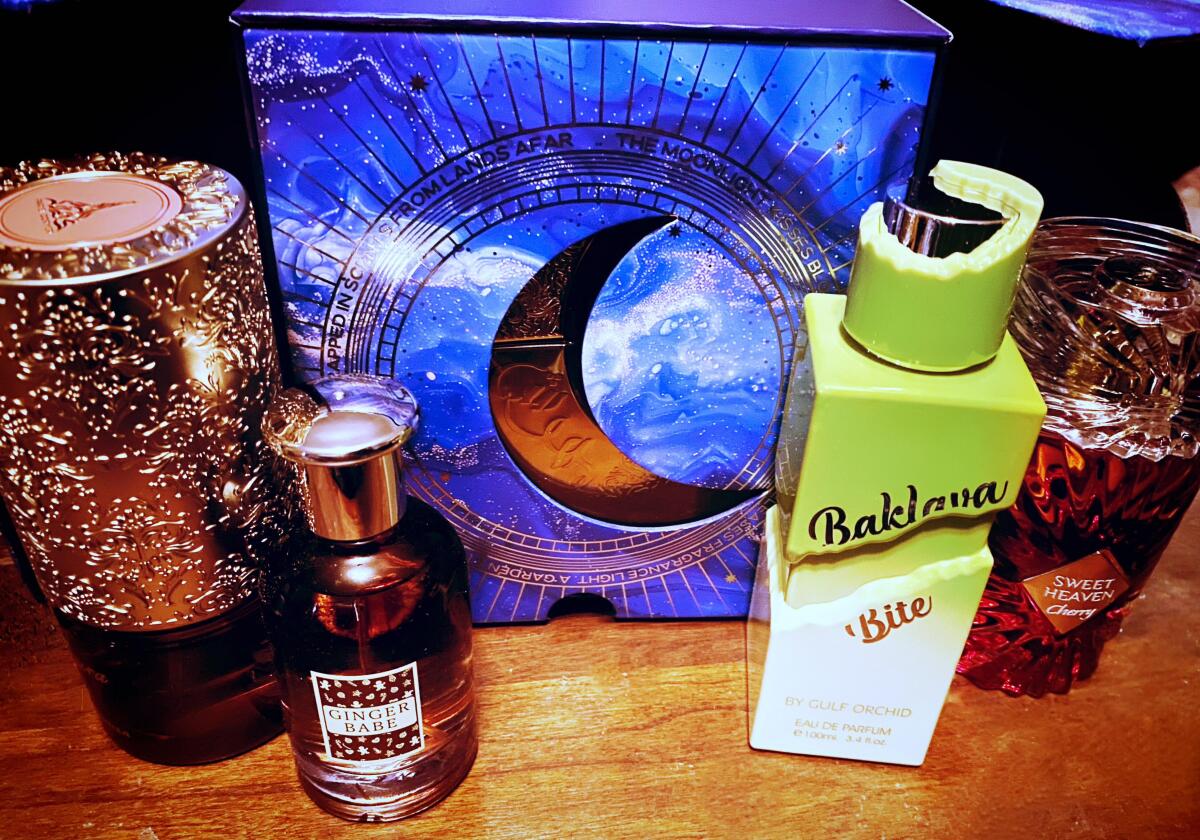 عطر ادکلن دولزورا پاریس کرنر - Dulzura PARIS CORNER - بررسی، قیمت و خرید