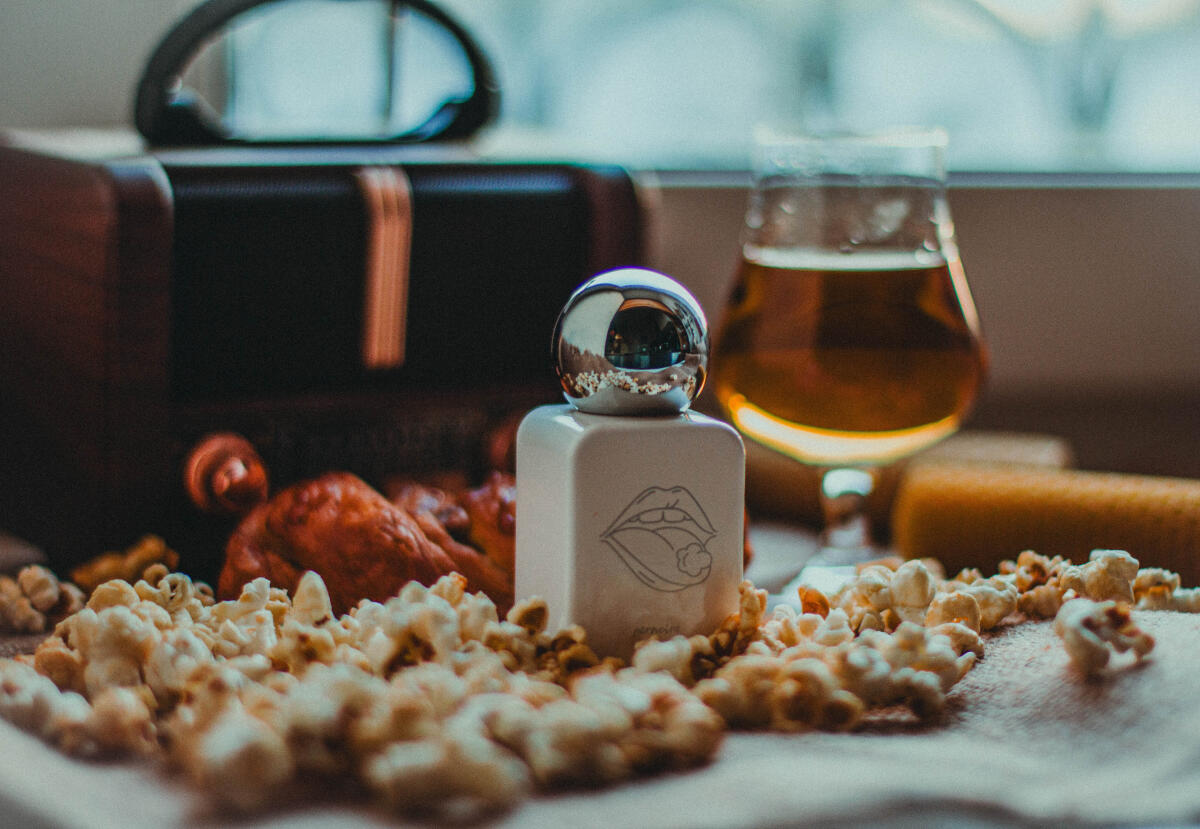 عطر ادکلن پُکا پرنویر - Poka Pernoire - بررسی، قیمت و خرید