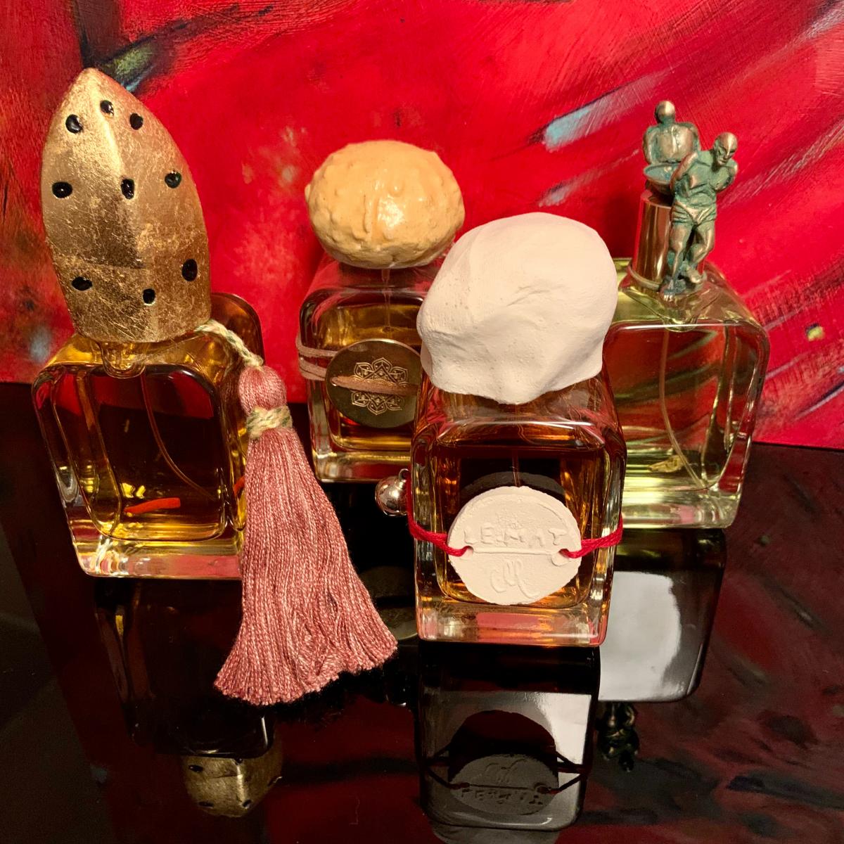 عطر ادکلن آته‌نور مندیترزا - Athanor Mendittorosa - بررسی، قیمت و خرید
