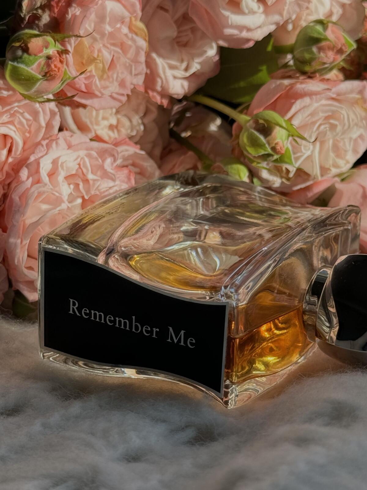 عطر ادکلن ریممبر می جووی پاریس - Remember Me Jovoy Paris - بررسی، قیمت و خرید