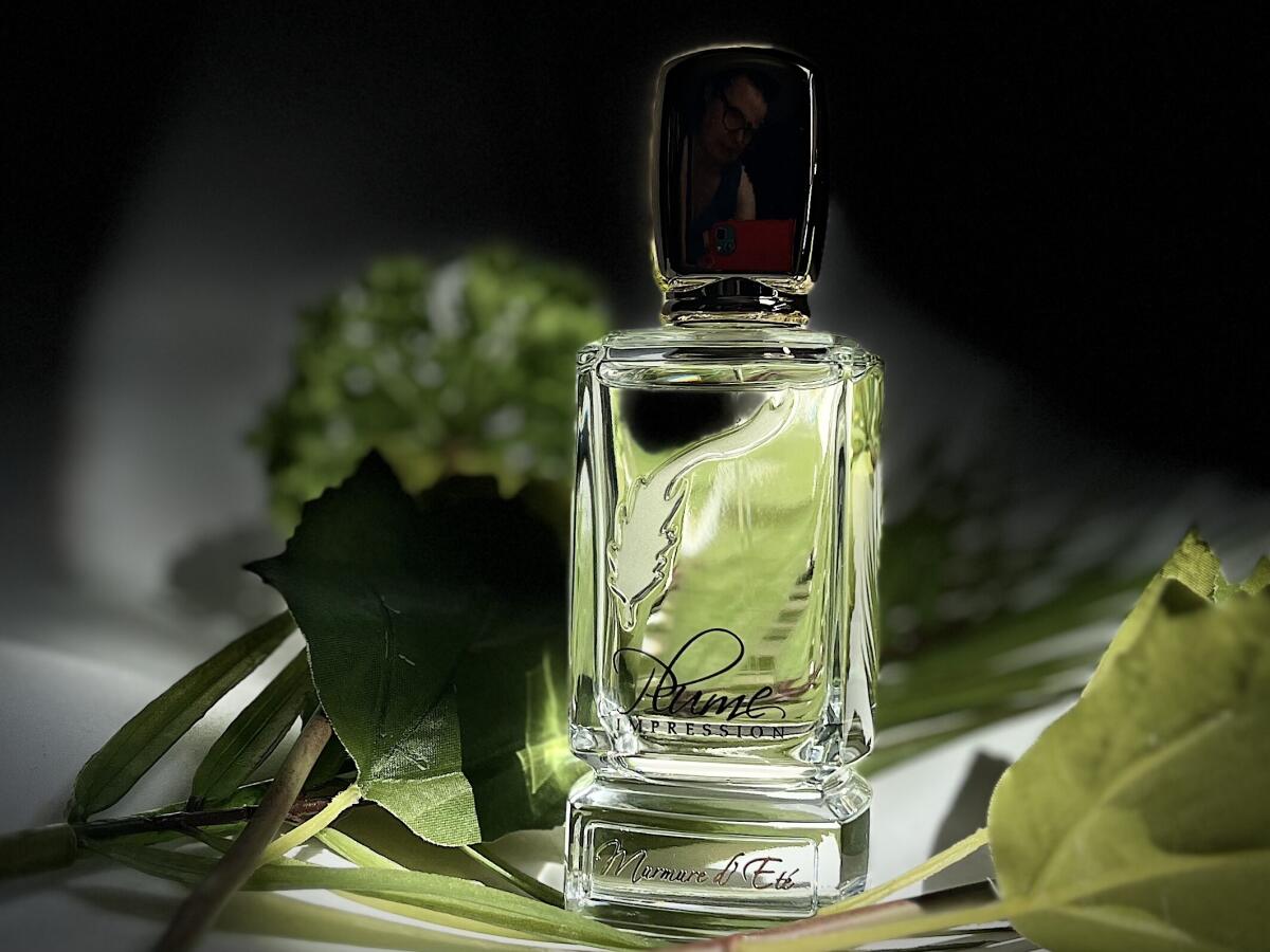 عطر ادکلن مورمور دِ اِته پلام ایمپرشن - Murmure d'Ete Plume Impression - بررسی، قیمت و خرید