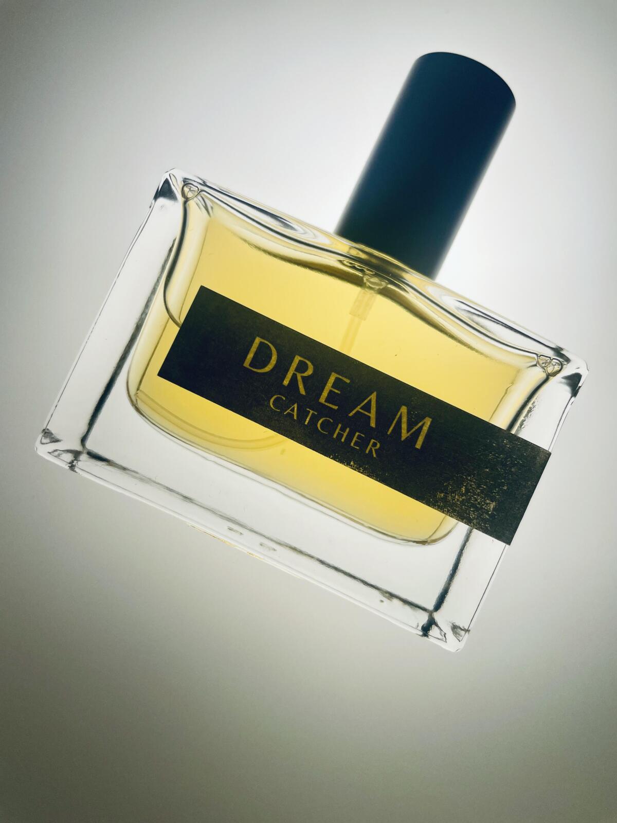 عطر ادکلن دریم کچر ژیان کروکه پارفوم - Dreamcatcher Jil CROQUET Parfum - بررسی، قیمت و خرید