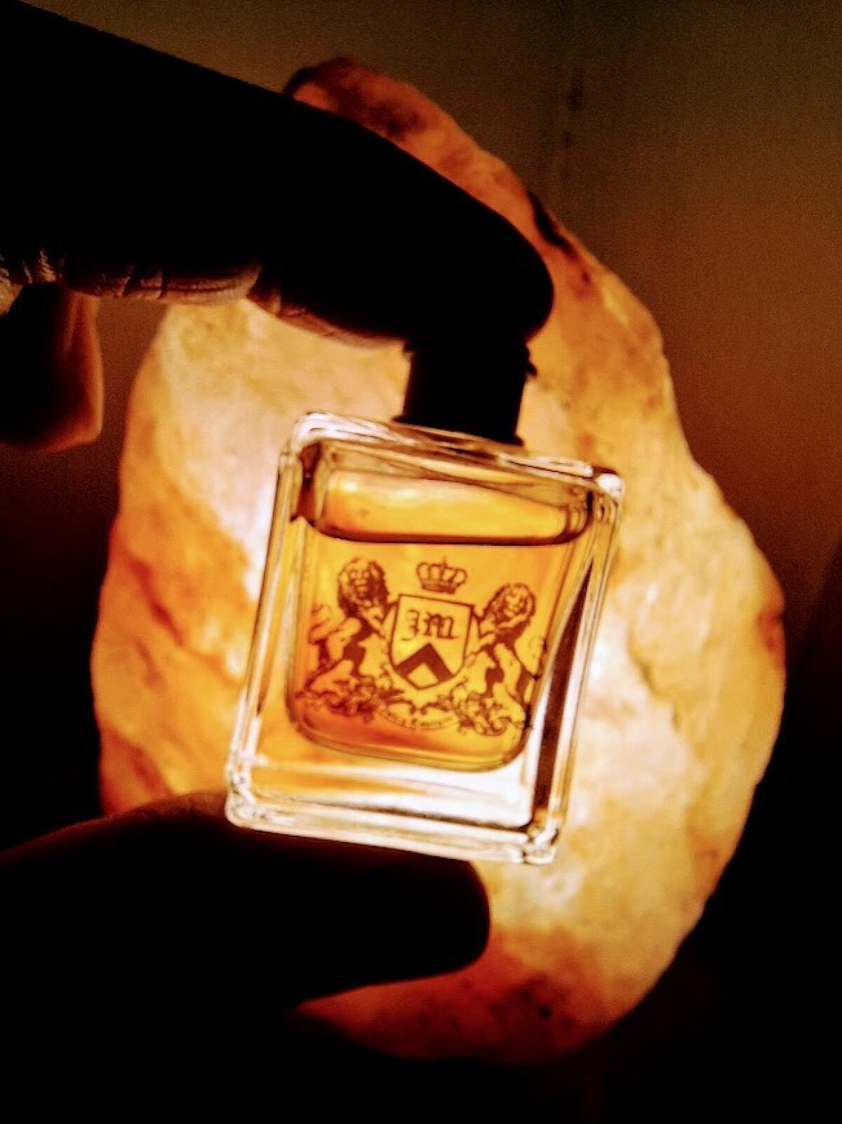 عطر ادکلن درتی انگلیش فور من جوسی کوتور - Dirty English for Men Juicy Couture - بررسی، قیمت و خرید