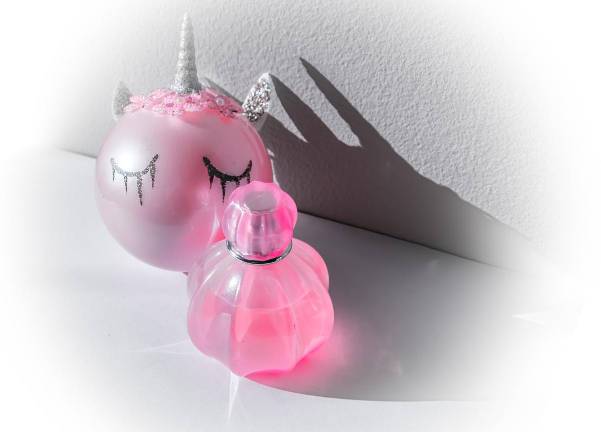 عطر ادکلن میراژ دیریم اوریف‌لیم - Mirage Daydream Oriflame - بررسی، قیمت و خرید