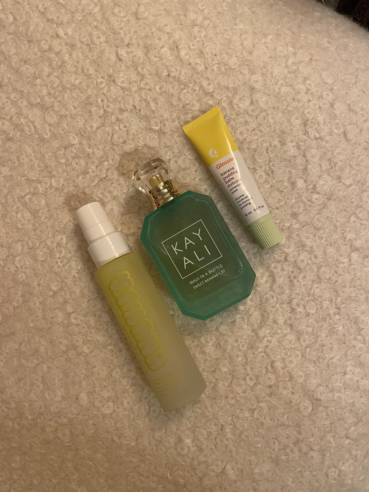 عطر ادکلن ماوی این بوتل سویت بنانا کیالی فرگرنسز - Maui in a Bottle Sweet Banana | 37 Eau de Parfum Kayali Fragrances - بررسی، قیمت و خرید