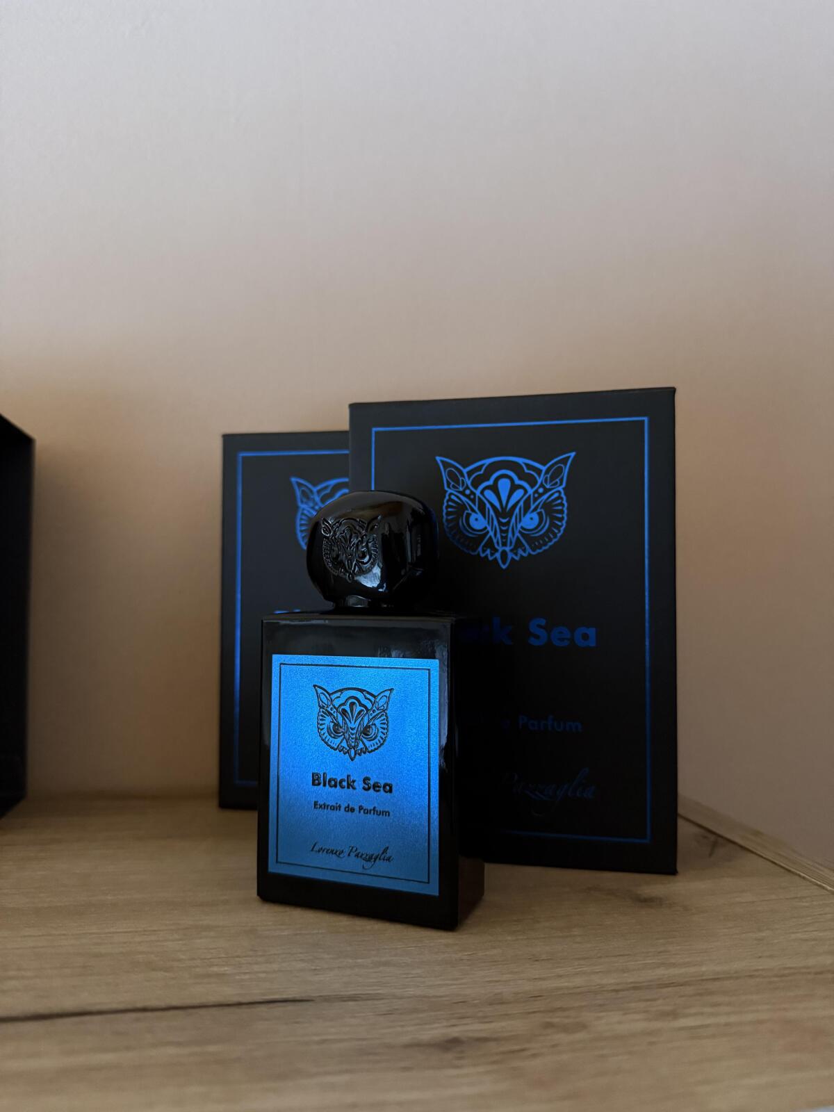 عطر ادکلن بِلَک سی لورِنتزو پاتزالیا - Black Sea Lorenzo Pazzaglia - بررسی، قیمت و خرید