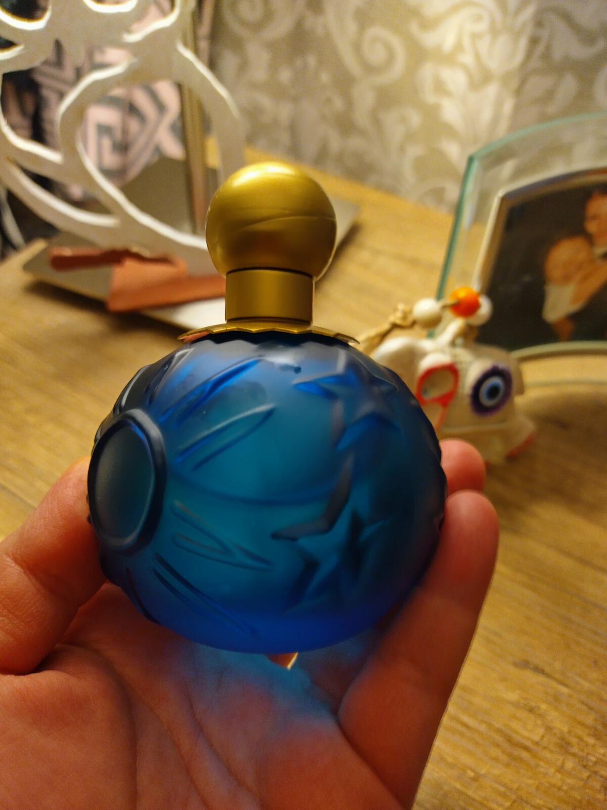 عطر ادکلن سان مون استارز کارل لاگرفلد - Sun Moon Stars Karl Lagerfeld - بررسی، قیمت و خرید
