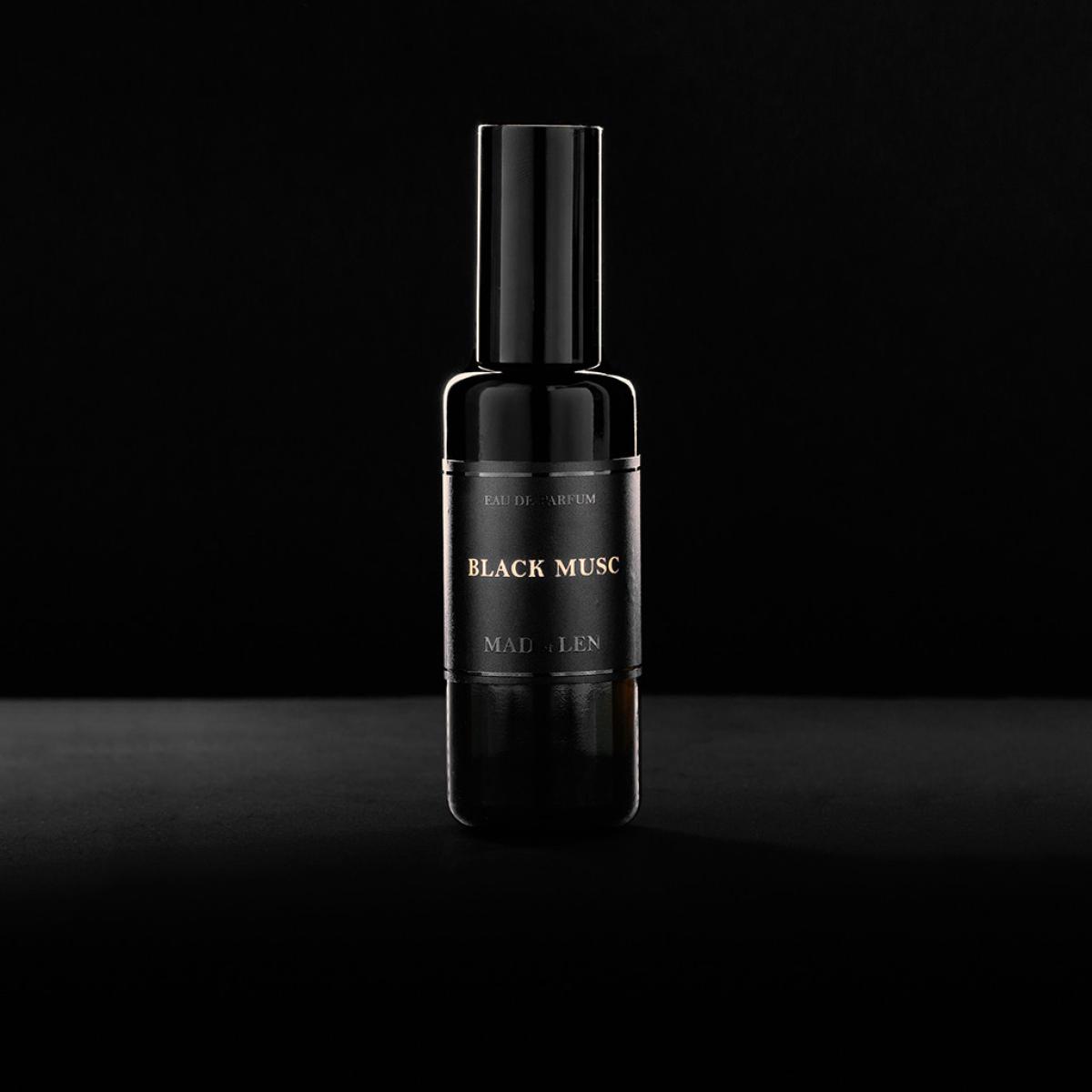 عطر ادکلن بِلَک‌ماسک مد لن - Blackmusk Mad et Len - بررسی، قیمت و خرید