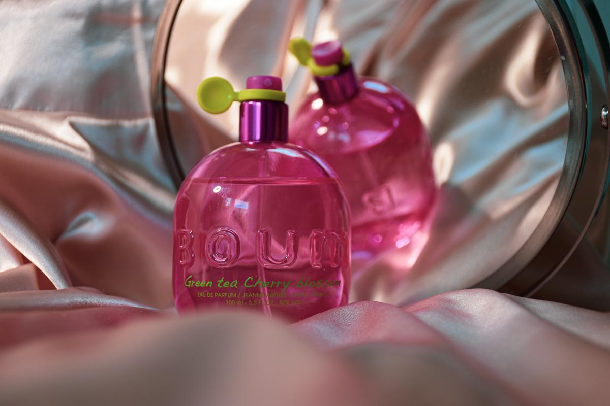 عطر ادکلن بوم گرین تی چری بلوسوم ژان آرتس - Boum Green Tea Cherry Blossom Jeanne Arthes - بررسی، قیمت و خرید